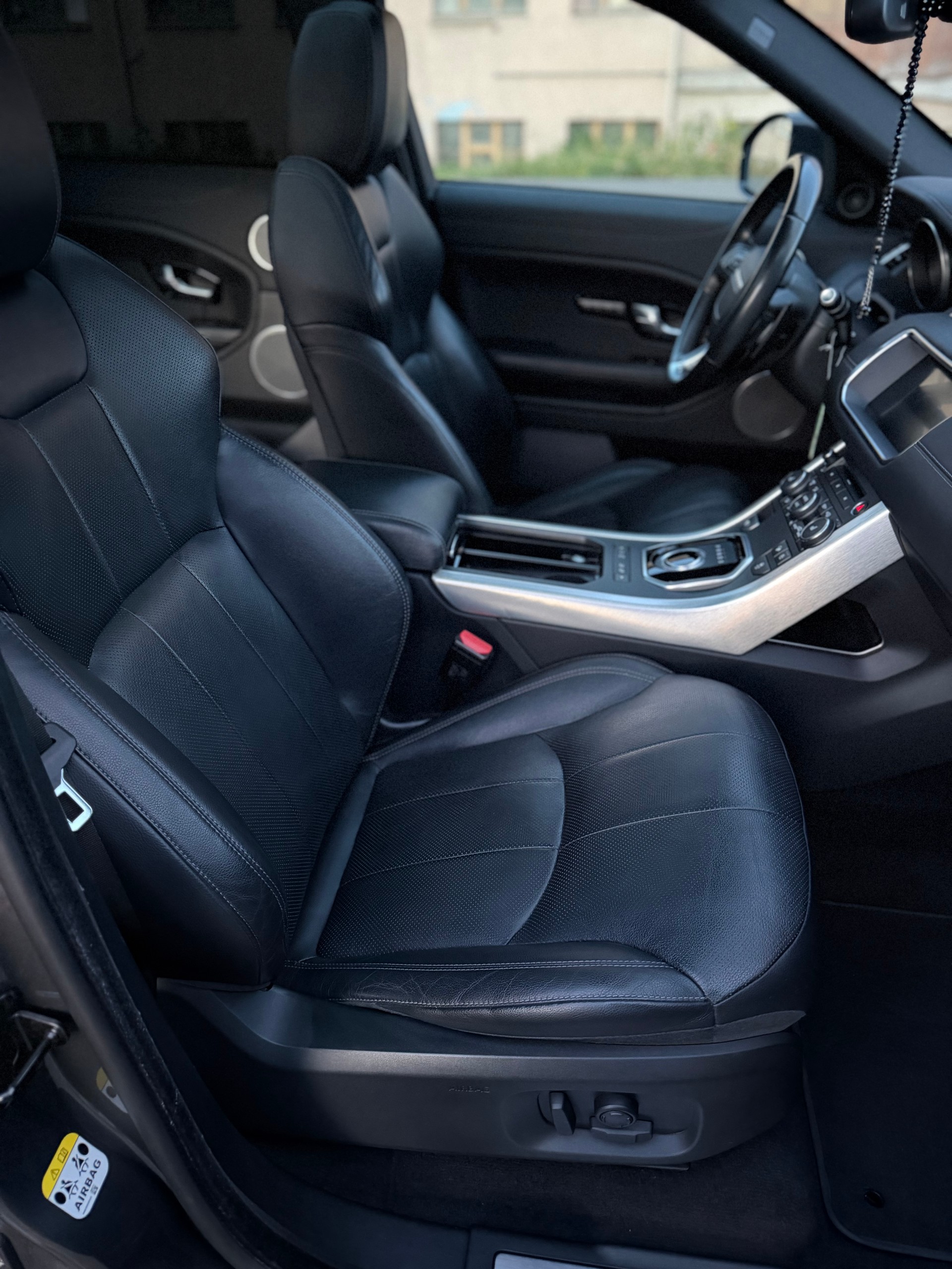 LAND ROVER 2.0 SD4 SE-image-5
