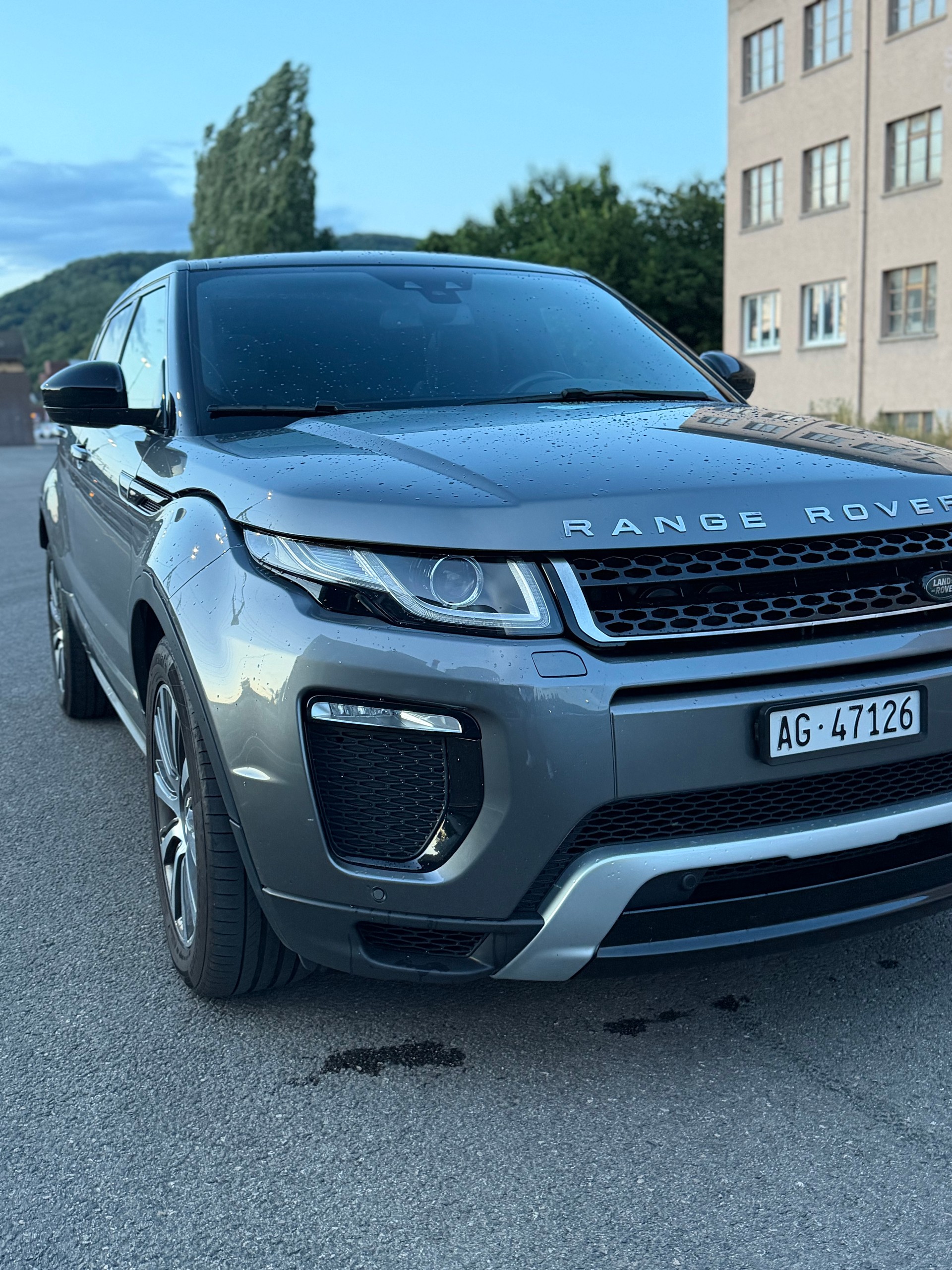 LAND ROVER 2.0 SD4 SE-image-2