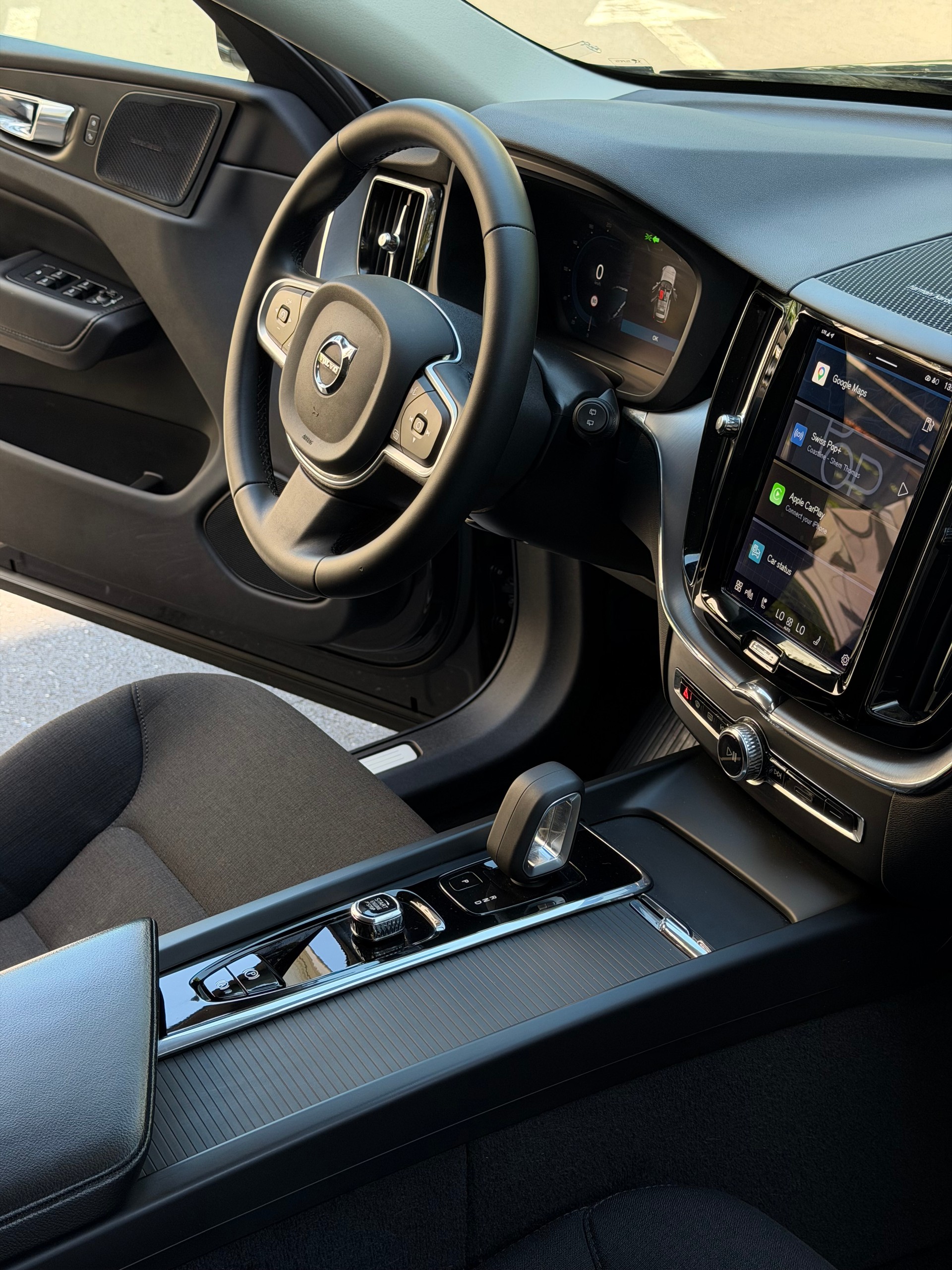 VOLVO XC60 B5 Benzin Mild Hybrid Momentum Geartronic-image-12