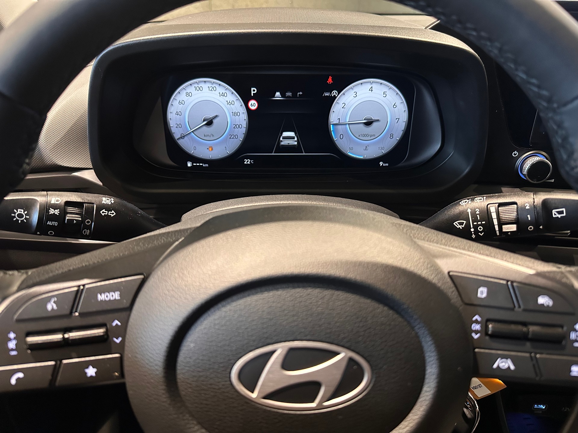 HYUNDAI i20 1.0 T-GDi Amplia GO! DCT-image-9