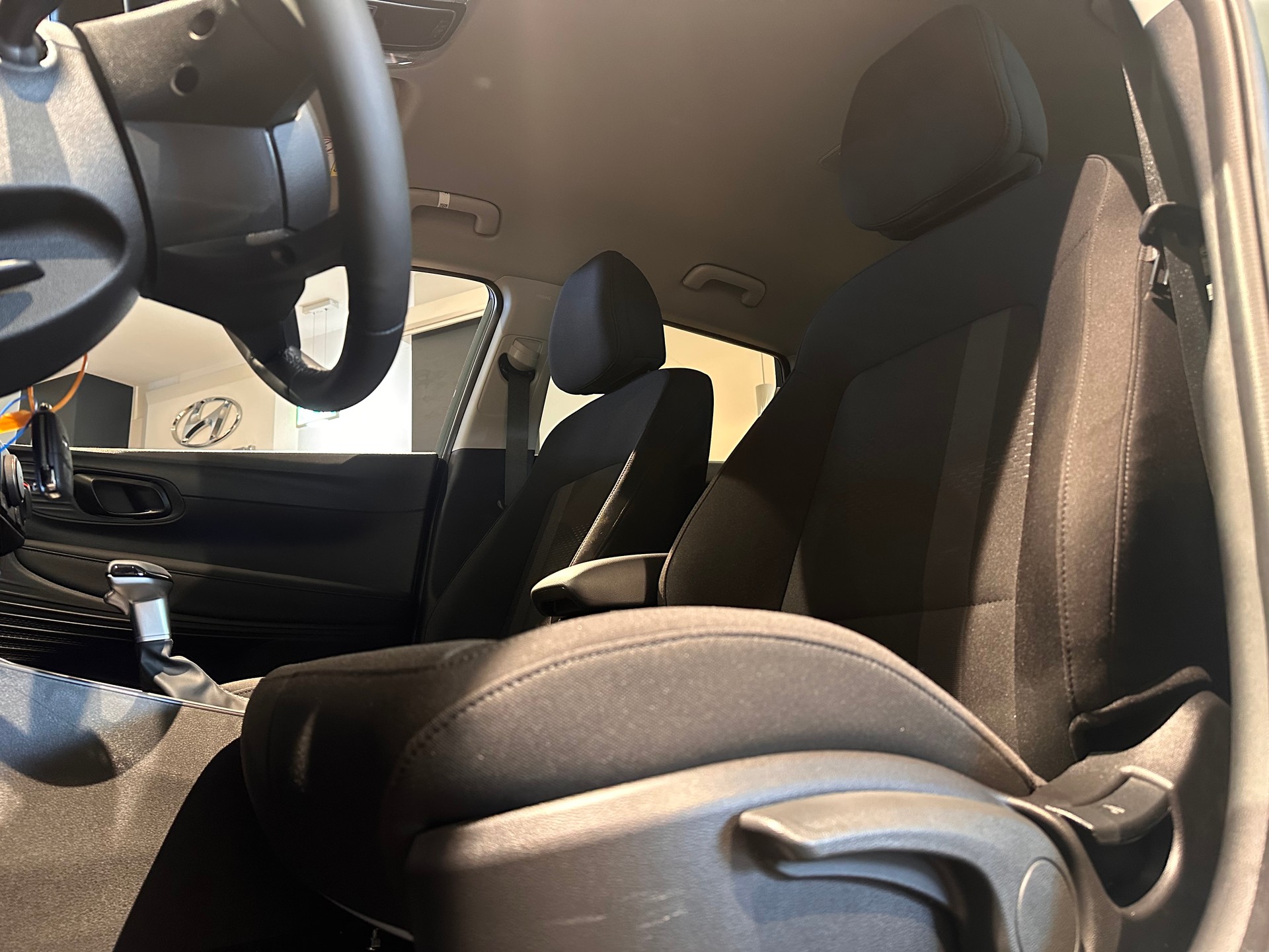 HYUNDAI i20 1.0 T-GDi Amplia GO! DCT-image-8