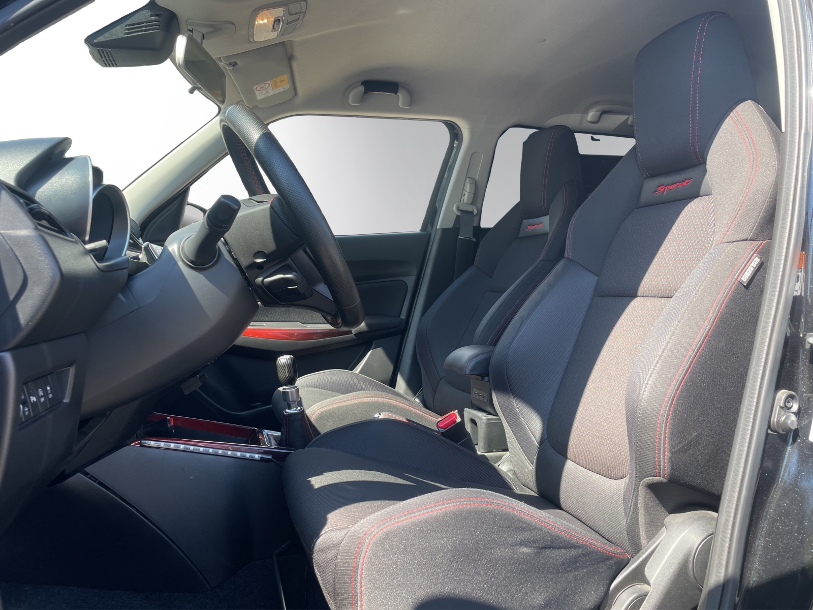 SUZUKI Swift Sport 1.4i 16V Compact Top Hybrid-image-7