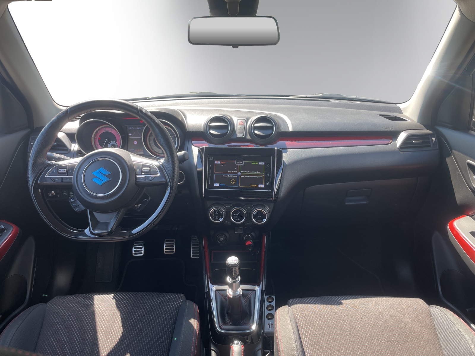 SUZUKI Swift Sport 1.4i 16V Compact Top Hybrid-image-12