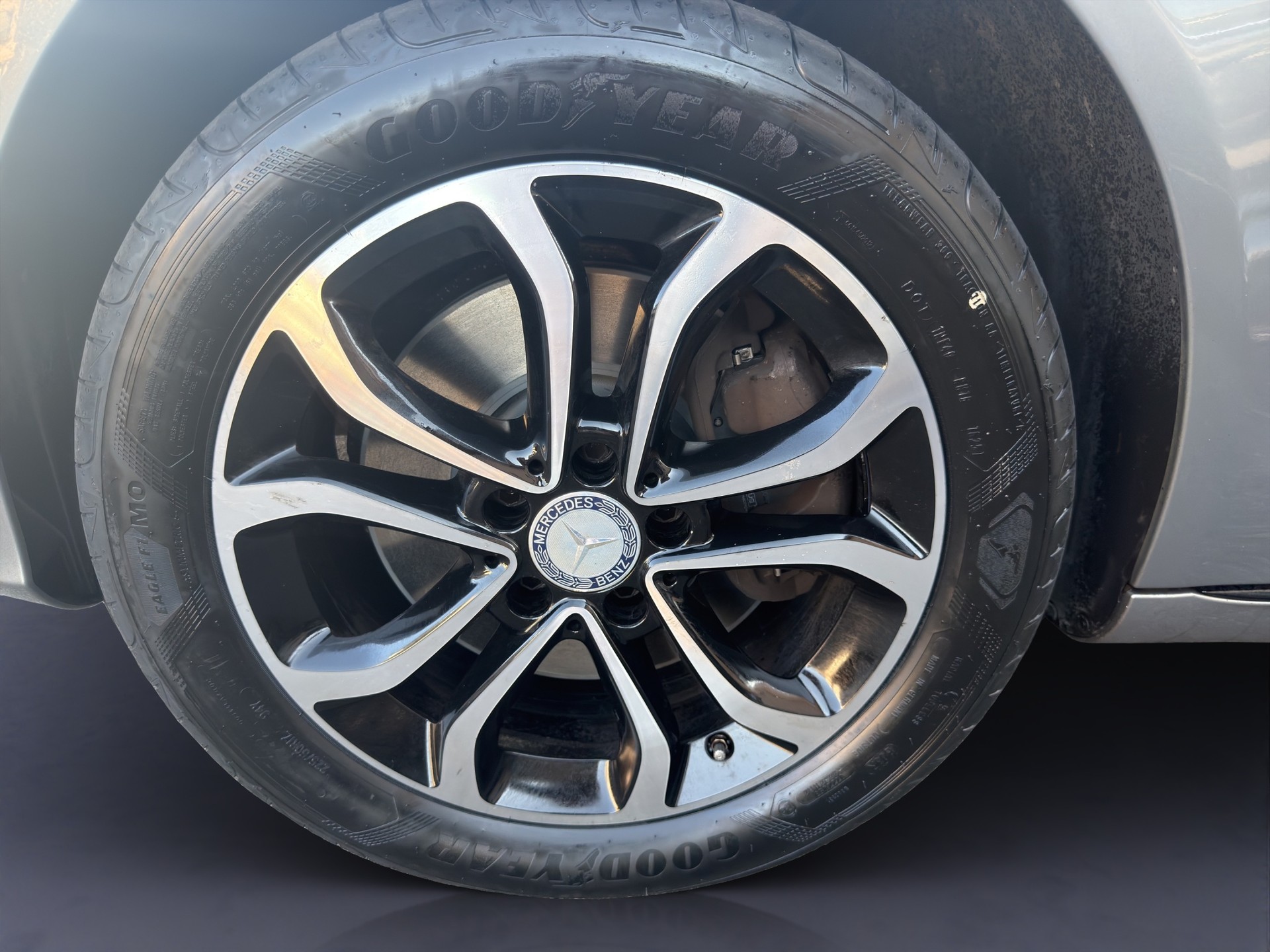 MERCEDES-BENZ C 250 BlueTEC AMG Line 4Matic 7G-Tronic-image-14