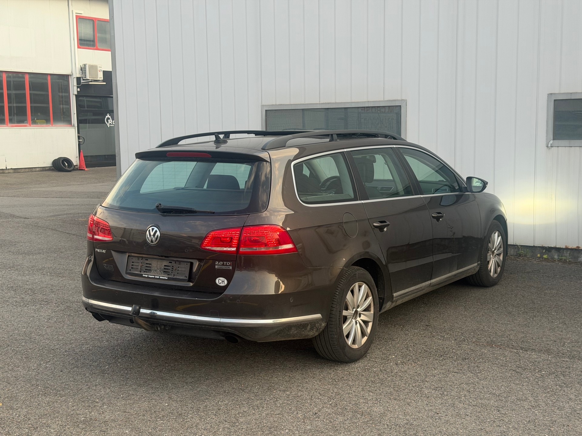 VW Passat Variant 2.0 TDI BMT Highline 4MDSG-image-4