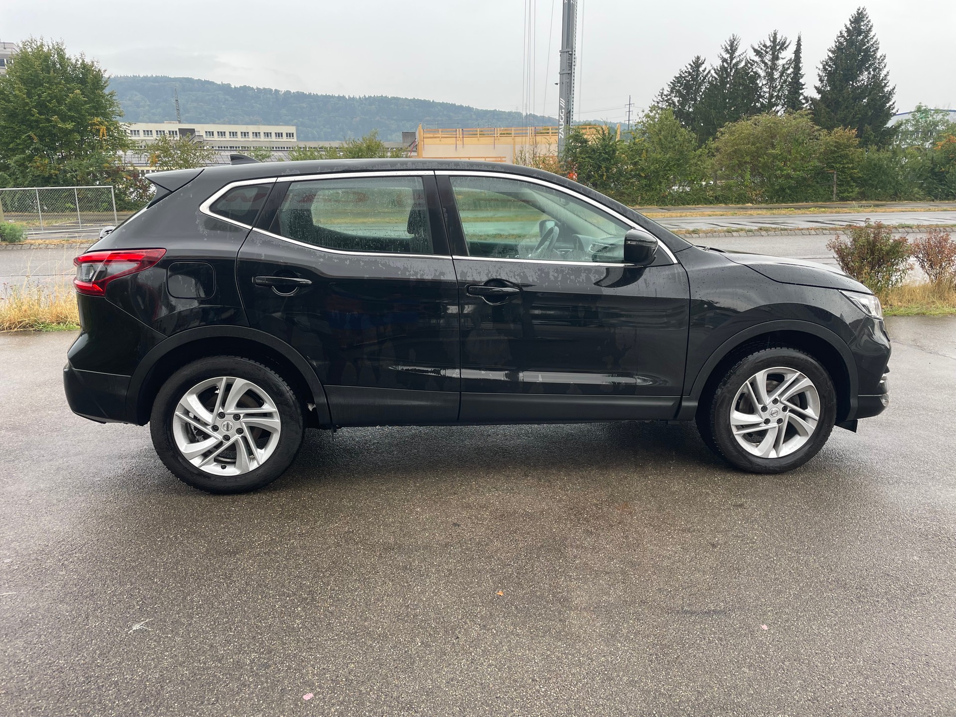 NISSAN Qashqai 1.3 DIG-T tekna-image-3