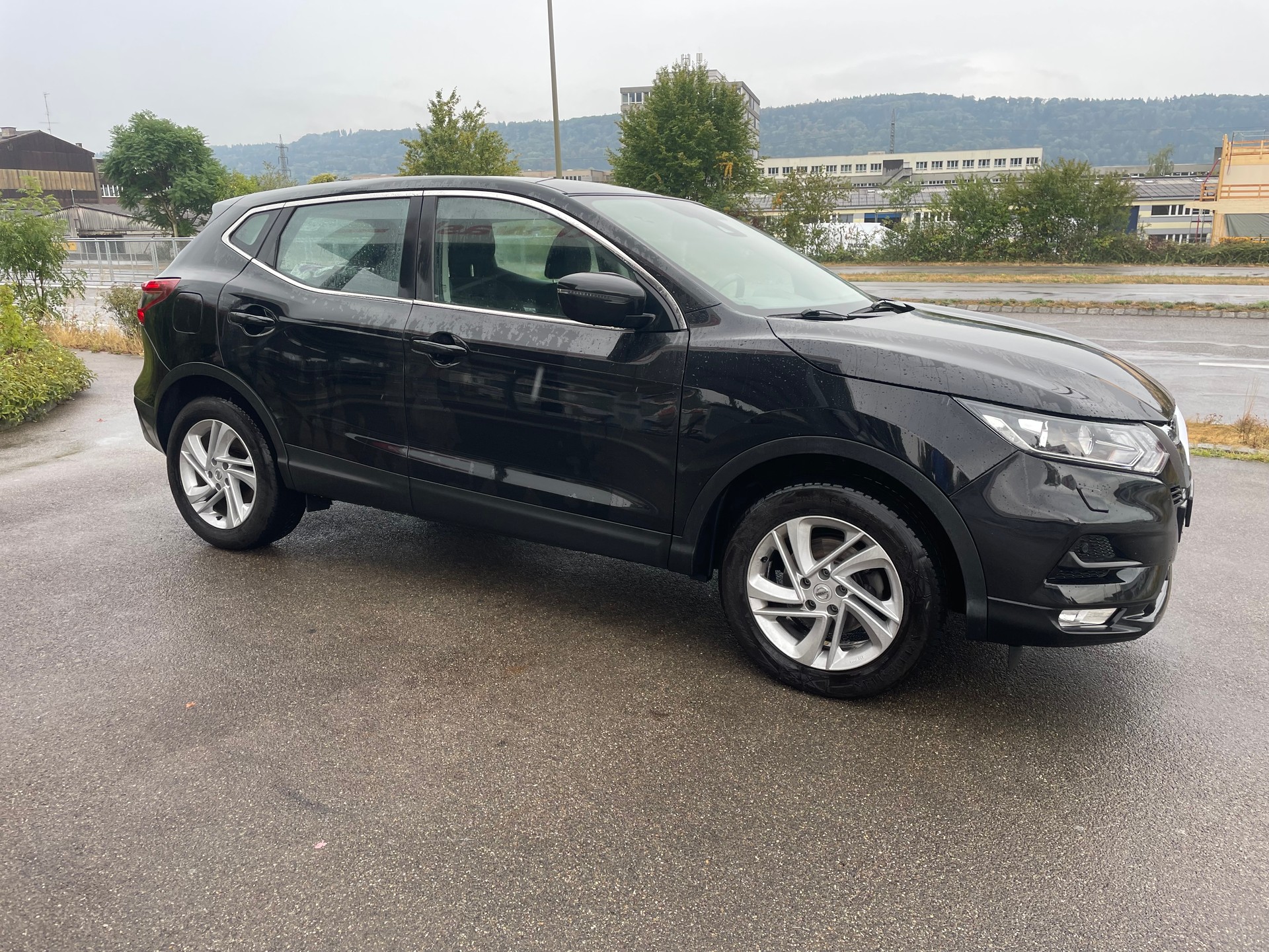 NISSAN Qashqai 1.3 DIG-T tekna-image-2