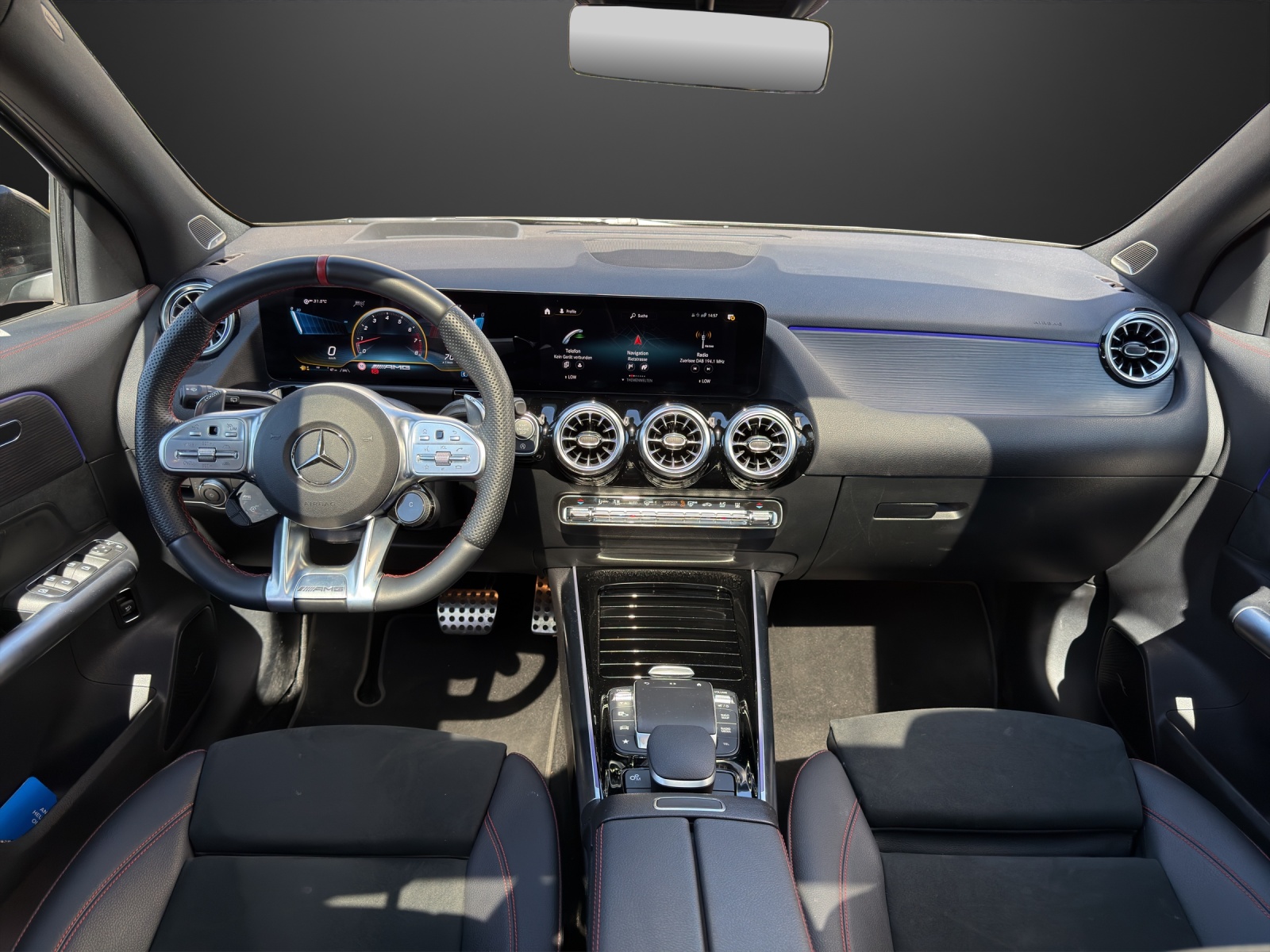 MERCEDES-BENZ GLA 35 AMG 4Matic 8G-Speedshift DCT-image-11