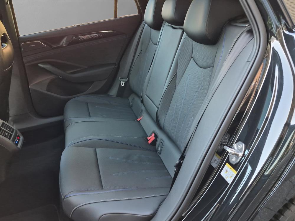 VW Passat Variant 2.0 TDI evo R-Line 4 Motion DSG-image-6