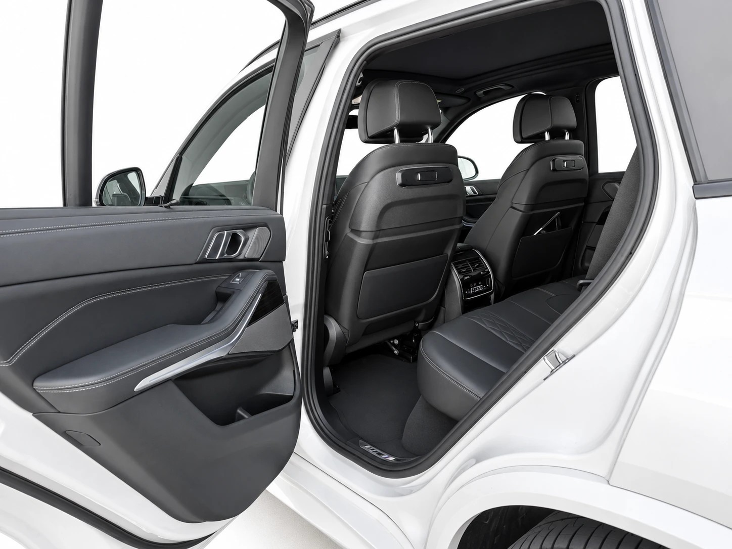 BMW X5 30d xDrive SAG M-Sport CH FAHRZEUG-image-9