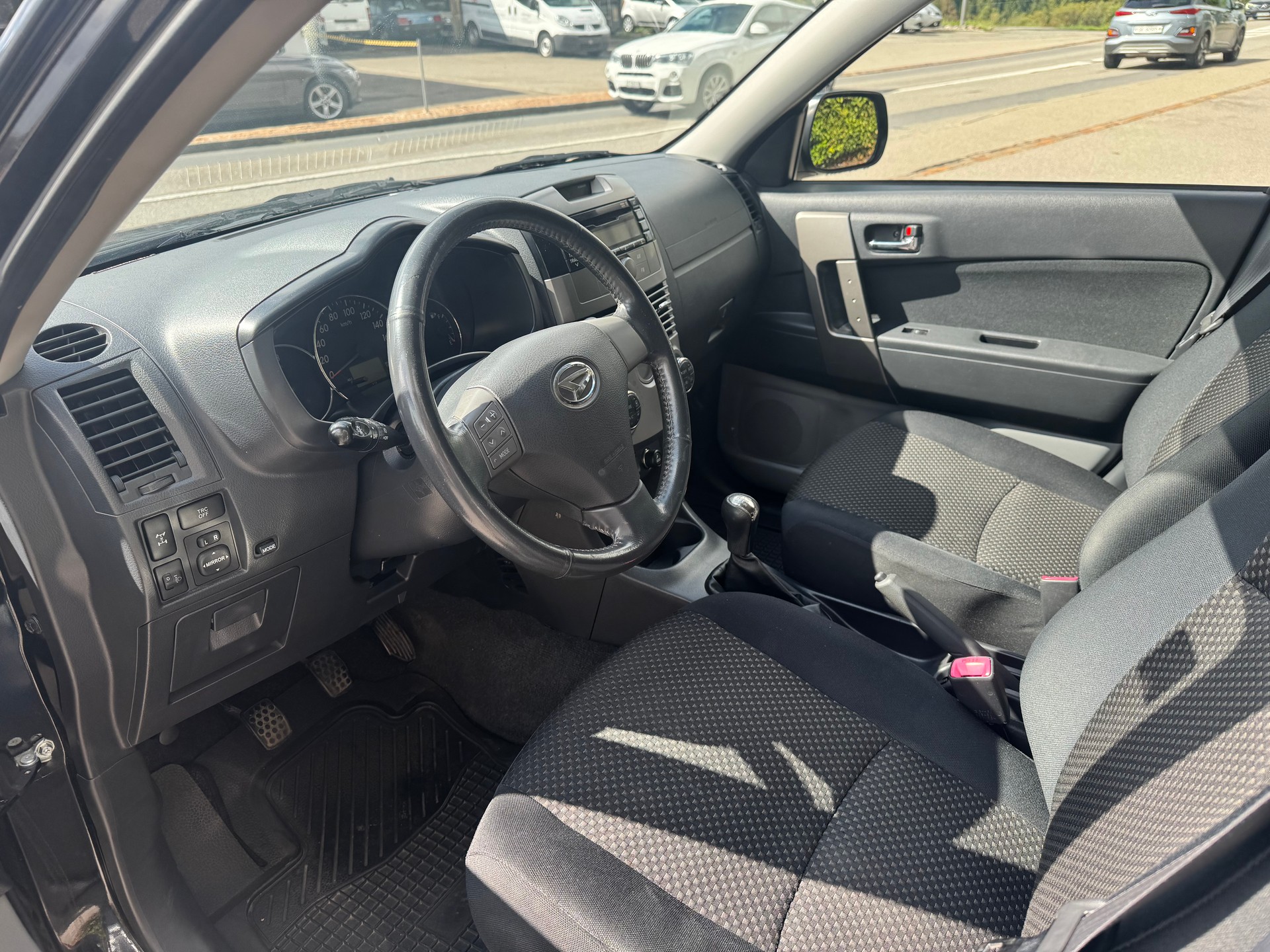 DAIHATSU Terios 1.5 16V SX 4WD-image-4