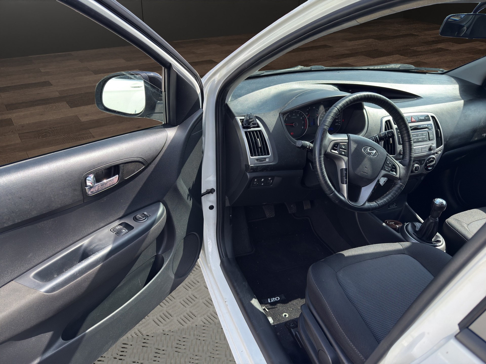 HYUNDAI i20 1.2 Pica-image-5