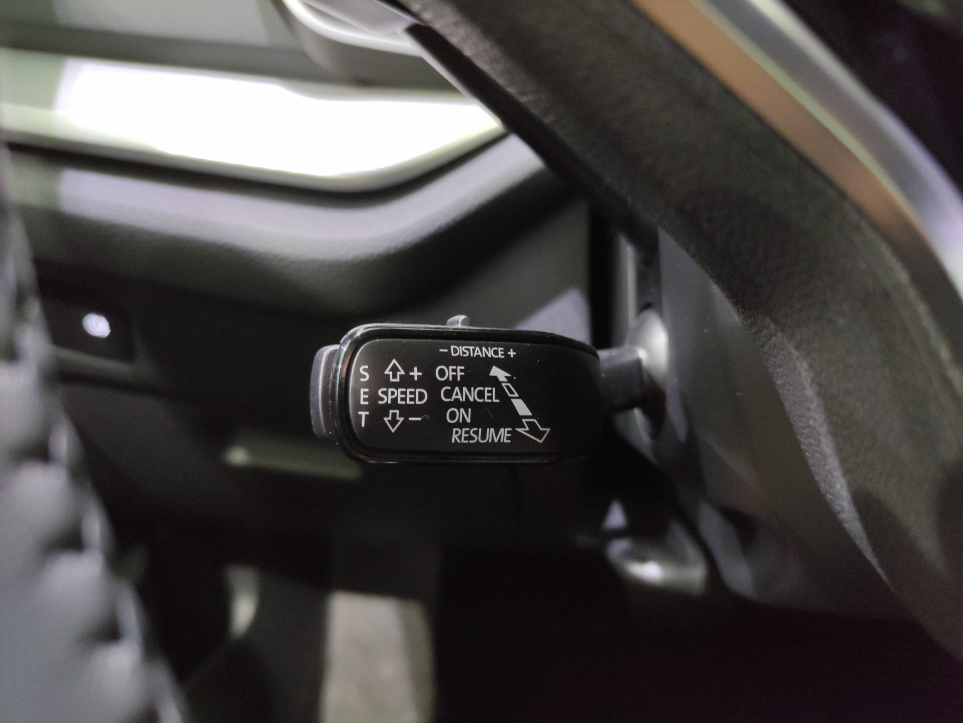 SKODA Octavia Combi 2.0 TSI Selection 4x4 DSG-image-6