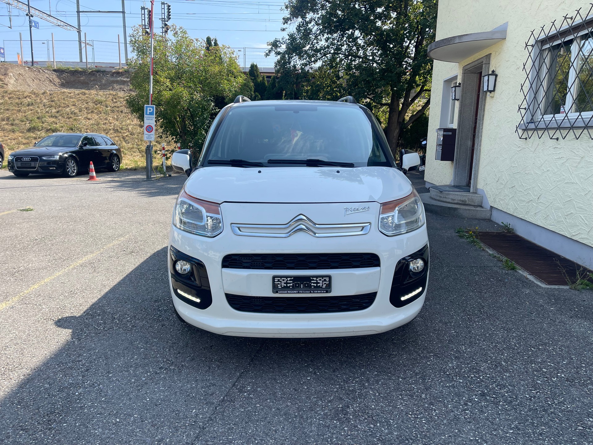 CITROEN C3 Picasso 1.6 HDi Séduction-image-0