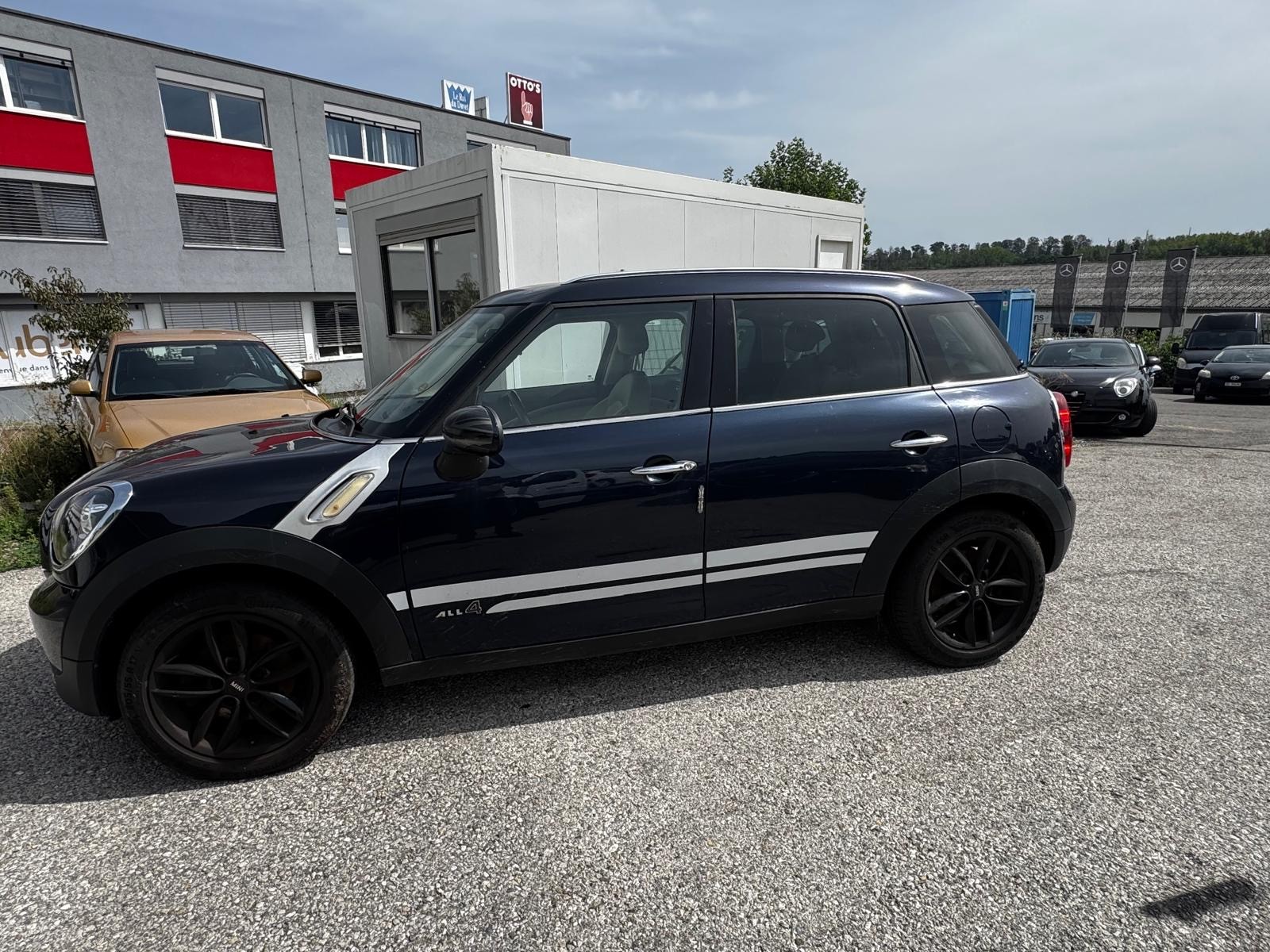 MINI Countryman Cooper D ALL4-image-7