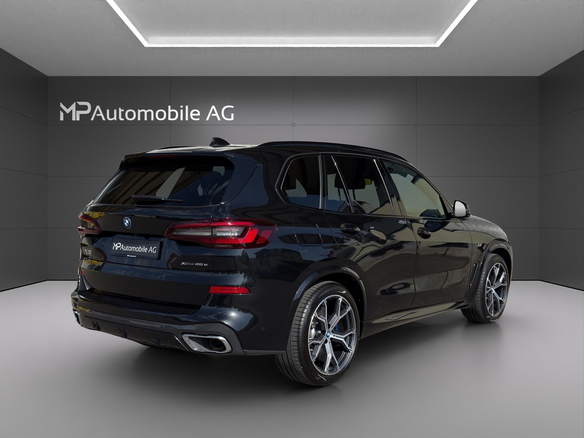 BMW X5 xDrive45e M Sport Steptronic-image-2