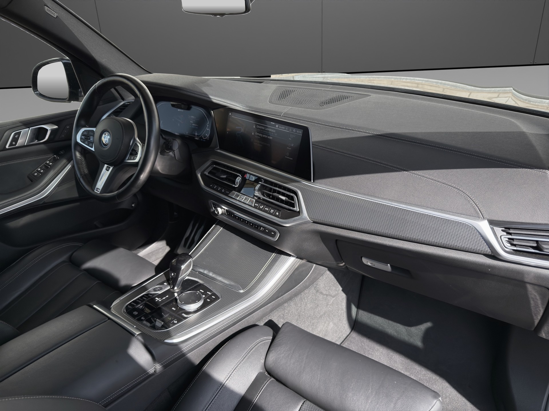 BMW X5 xDrive45e M Sport Steptronic-image-11