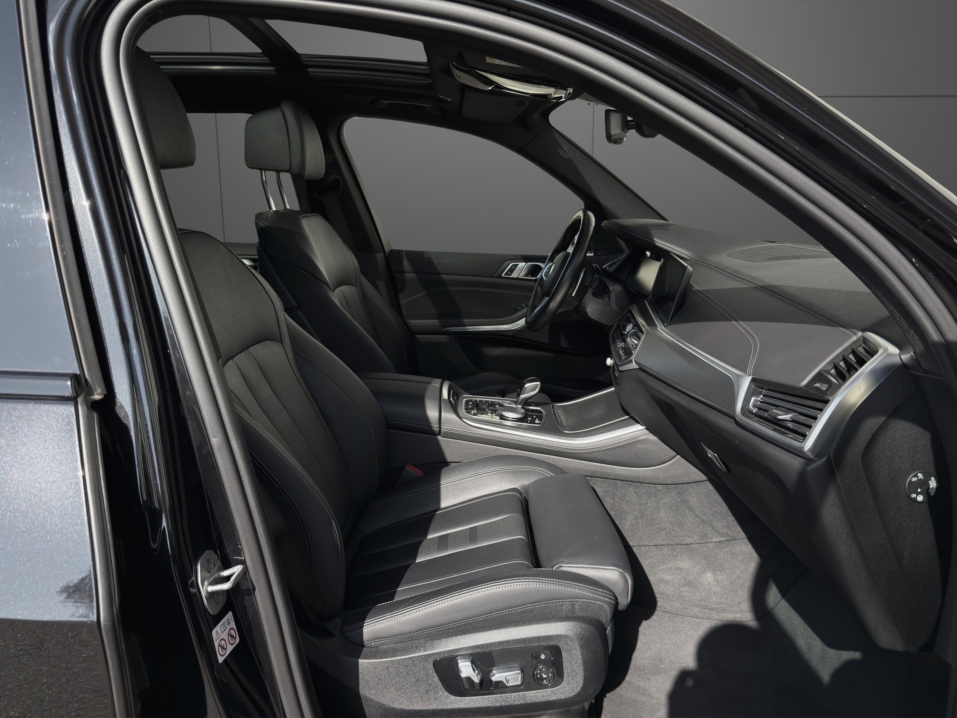 BMW X5 xDrive45e M Sport Steptronic-image-10
