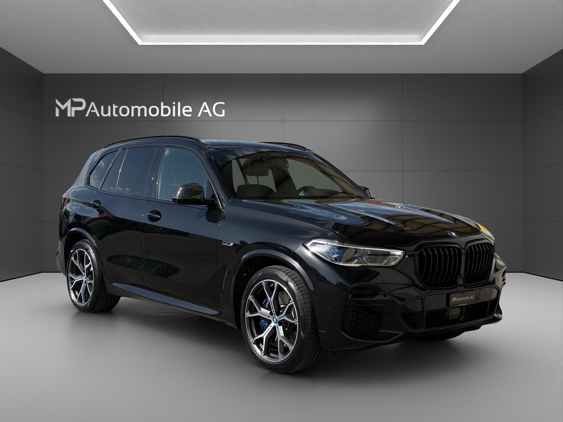 BMW X5 xDrive45e M Sport Steptronic-image-1