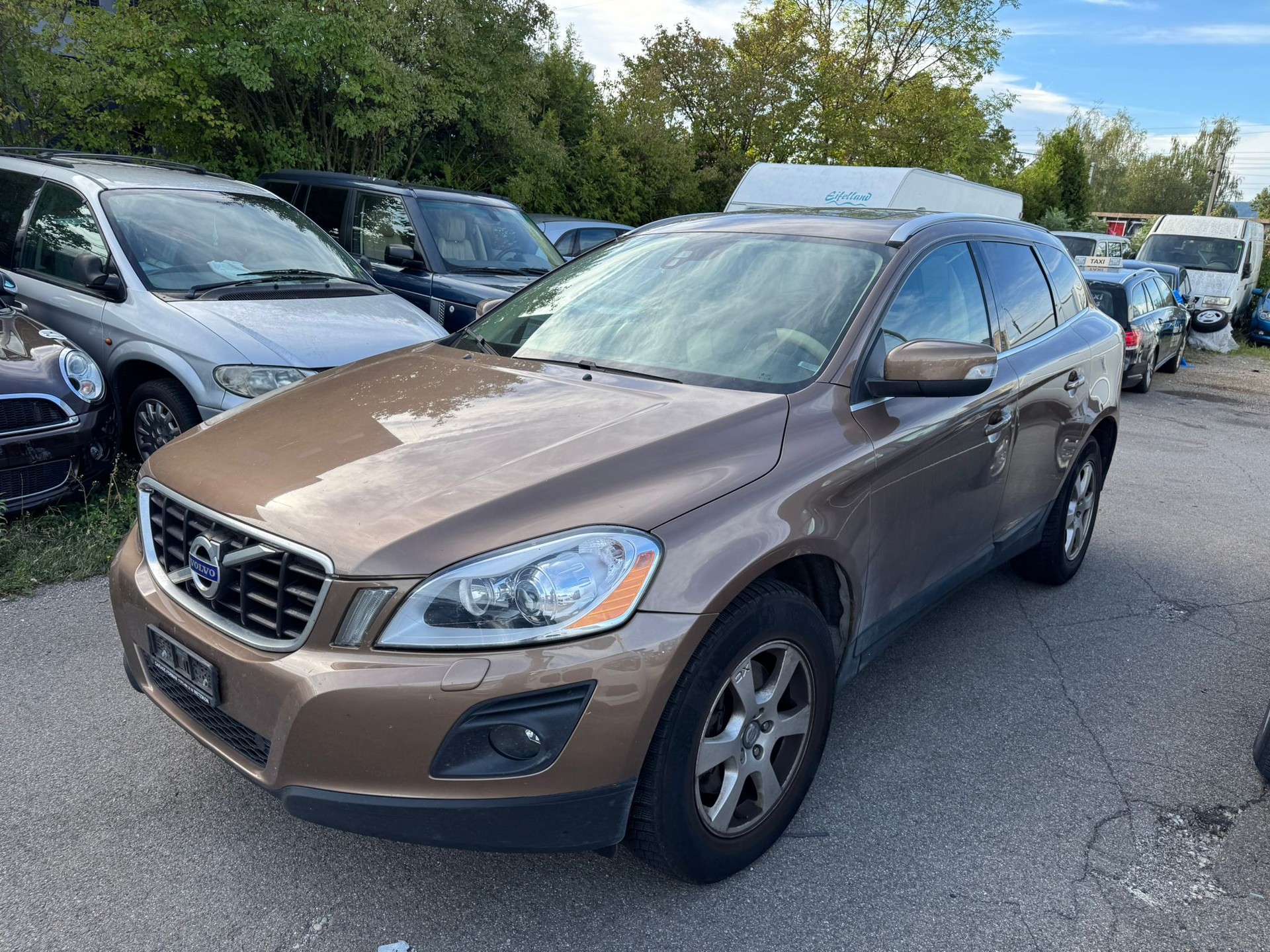 VOLVO XC60 D5 AWD Summum Geartronic-image-1