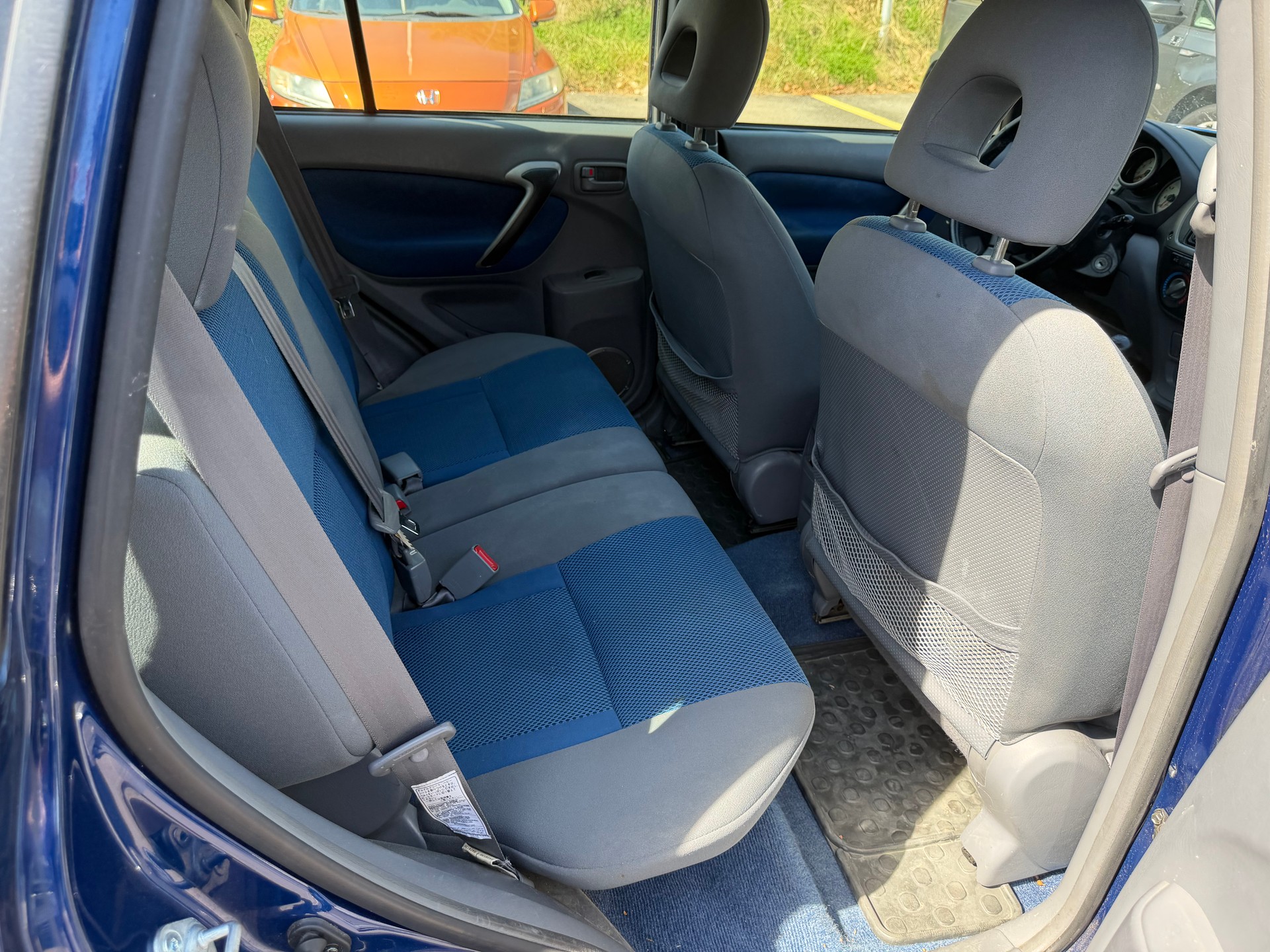 TOYOTA RAV-4 2.0 16V Linea Sol-image-9