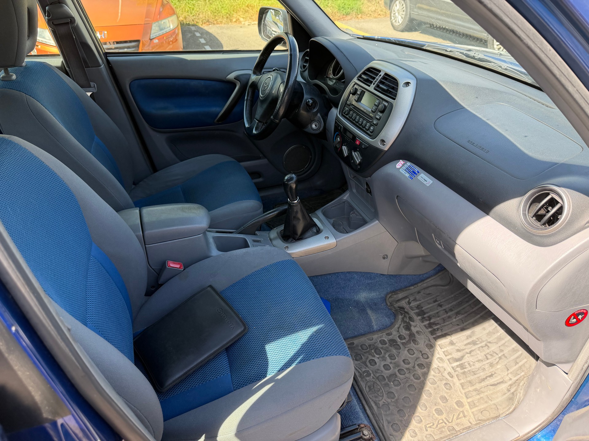 TOYOTA RAV-4 2.0 16V Linea Sol-image-6
