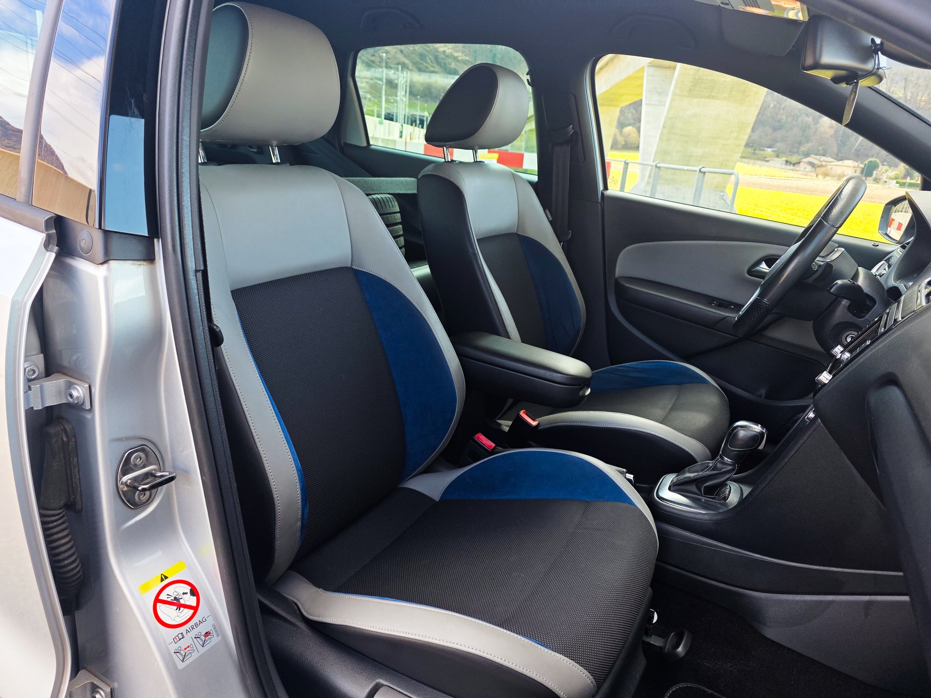 VW Polo 1.4 TSI BlueGT DSG-image-2