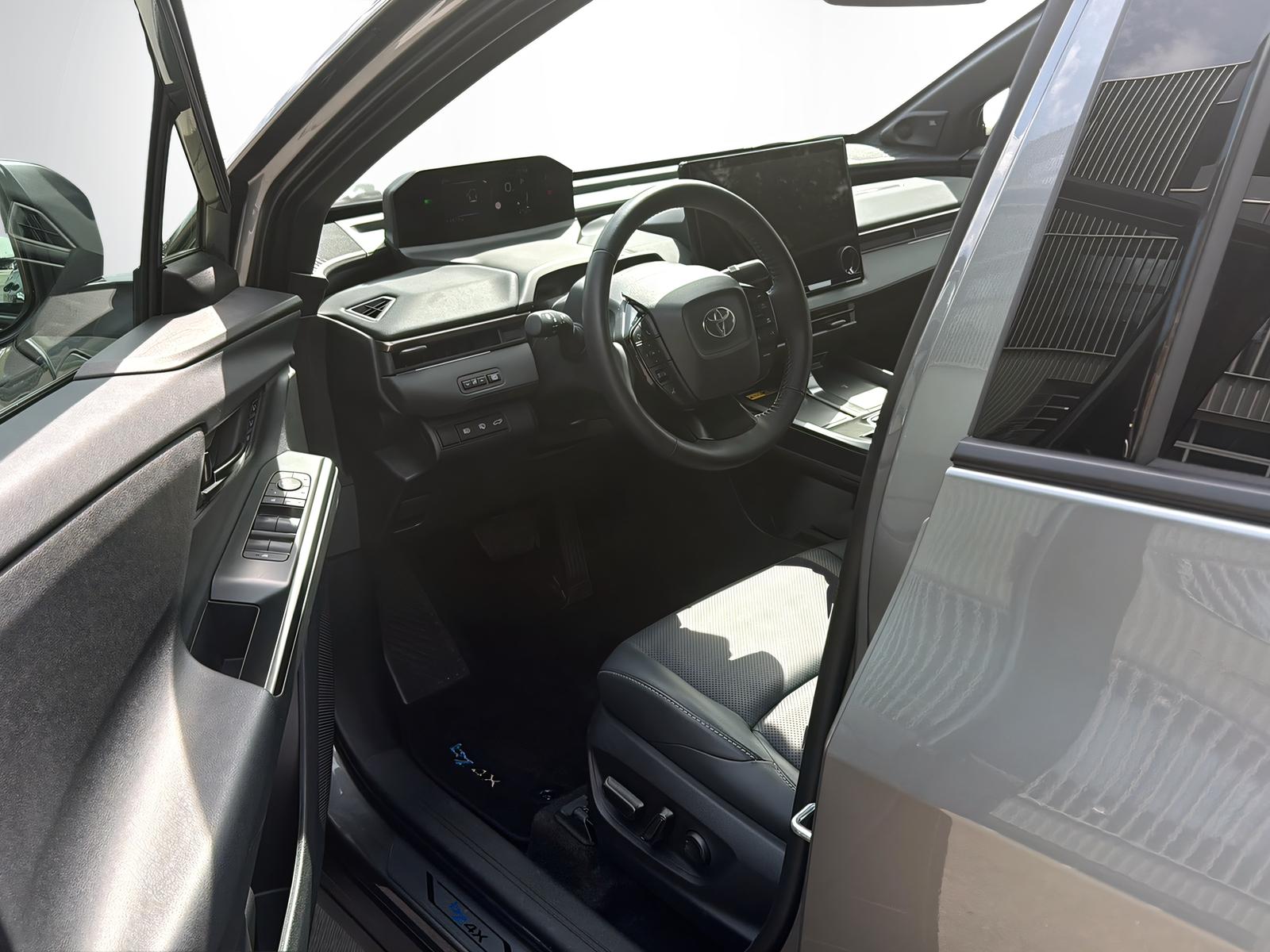 TOYOTA bZ4X Premium AWD-image-10