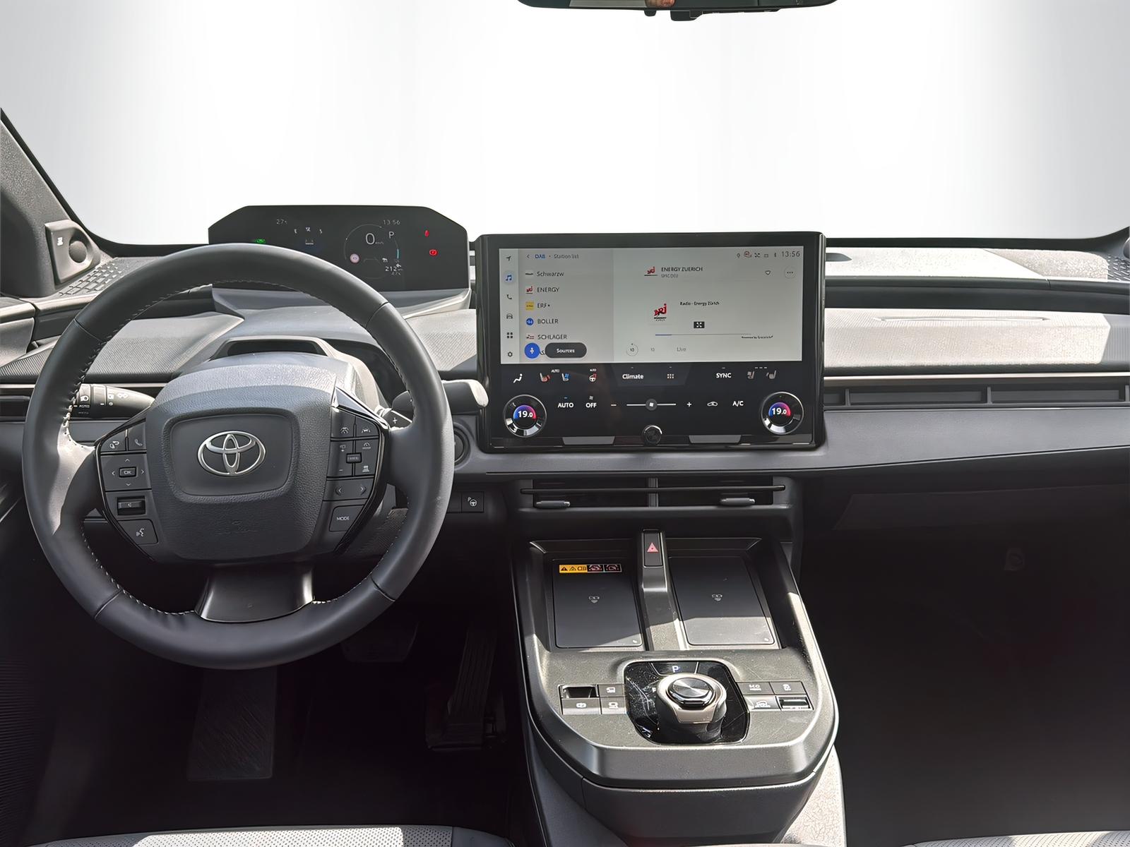 TOYOTA bZ4X Premium AWD-image-7