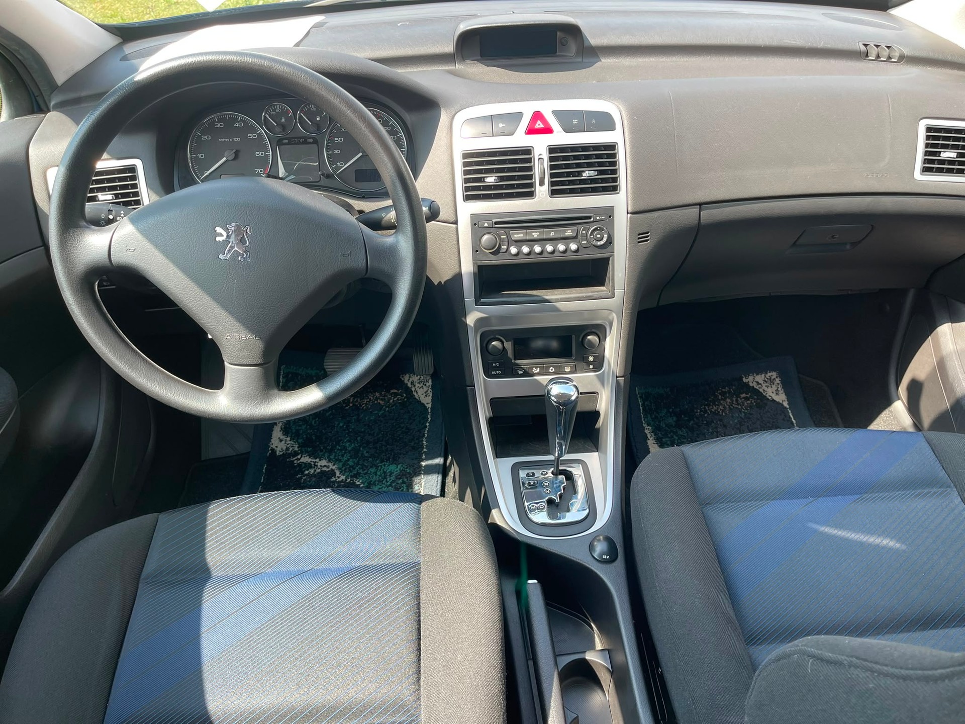PEUGEOT 307 2.0 16V-image-6