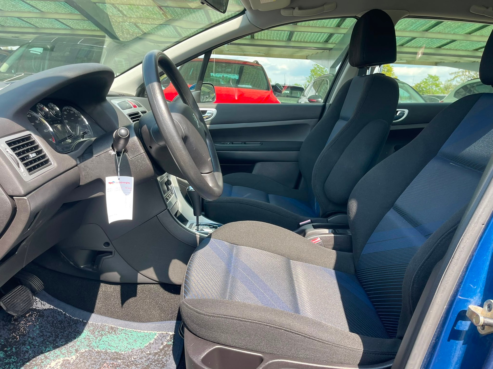 PEUGEOT 307 2.0 16V-image-9
