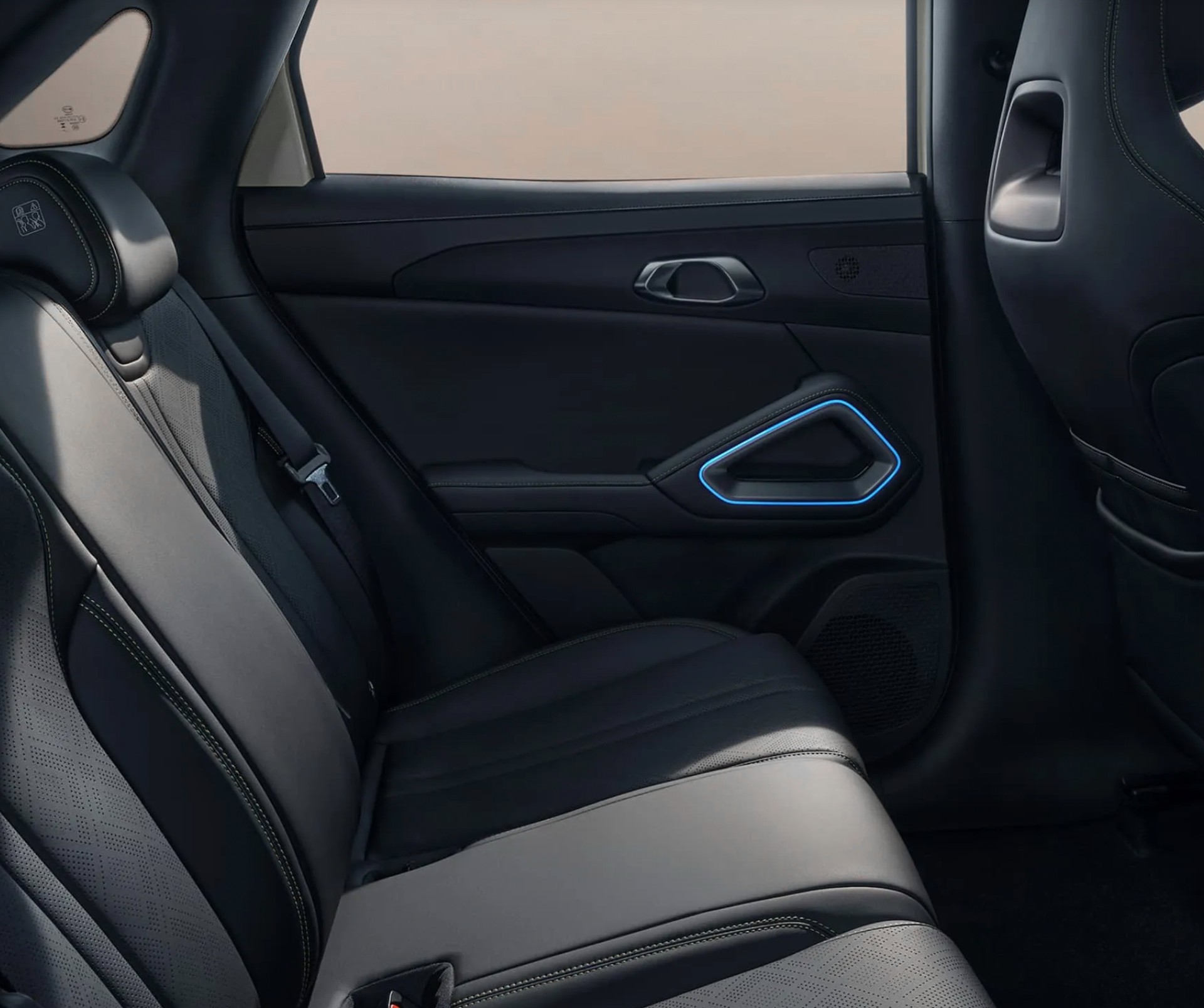 BYD Atto 2 DM-i Boost-image-7