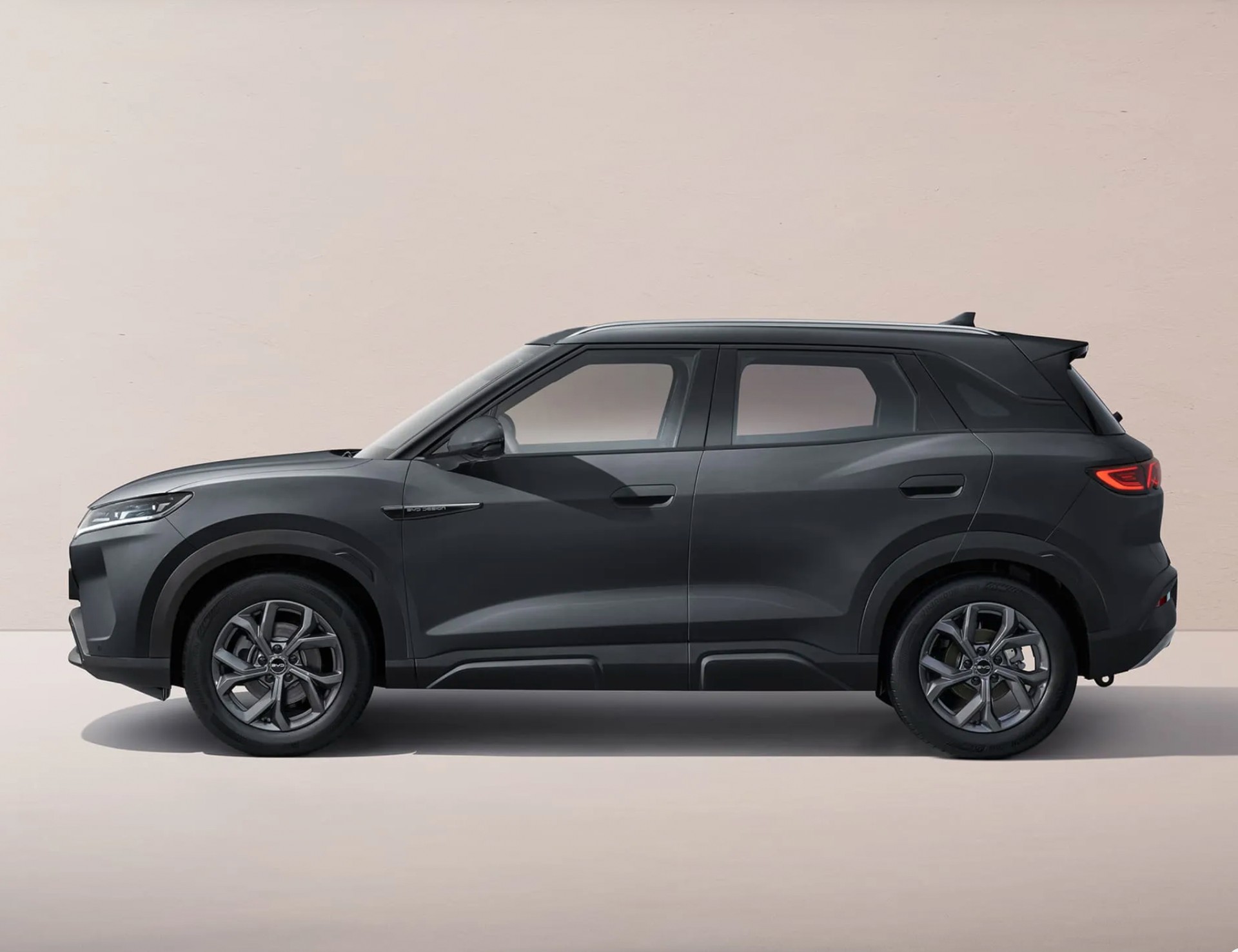 BYD Atto 2 DM-i Boost-image-1
