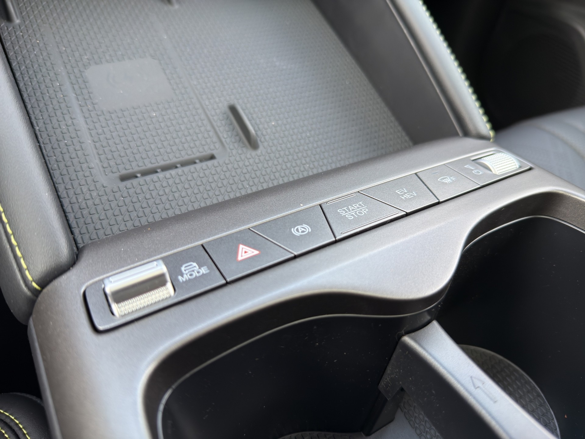 BYD Atto 2 DM-i Boost-image-13