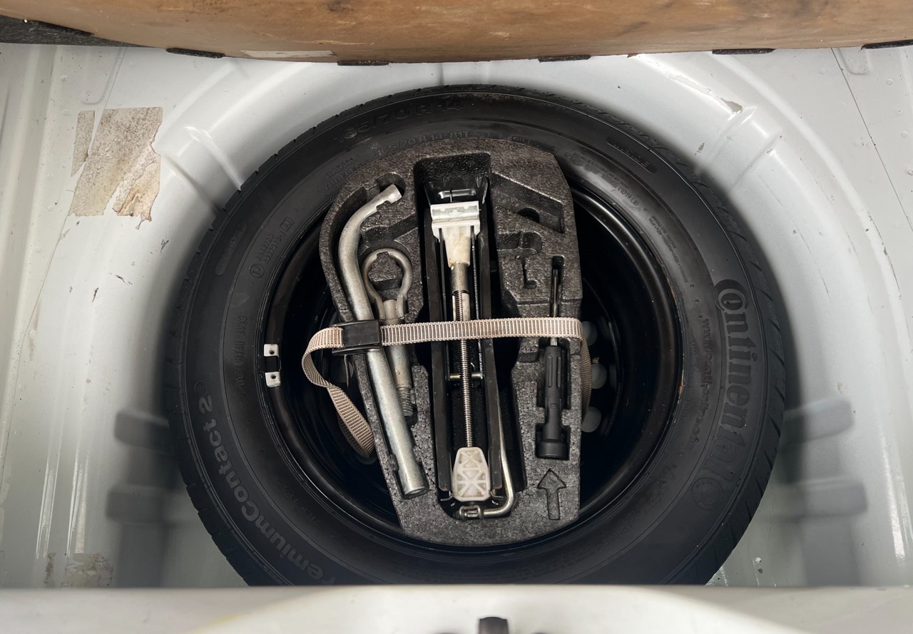 VW Up 1.0 white up ASG-image-14