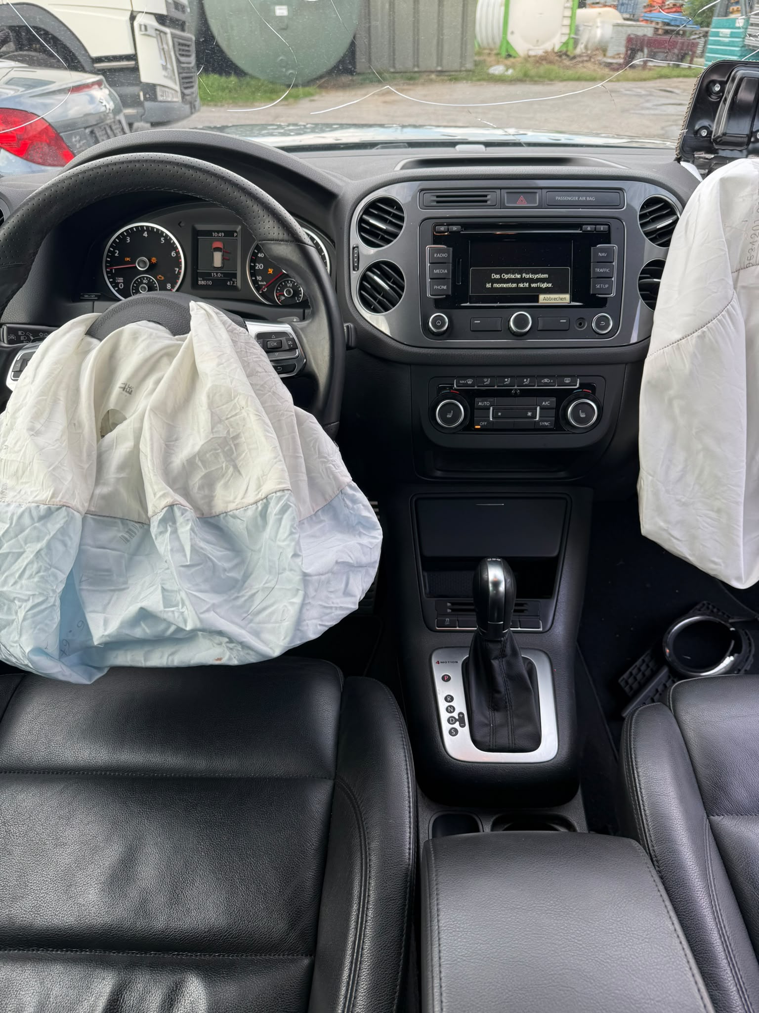 VW Tiguan 2.0 TSI R-Line Design 4Motion DSG — slika 10