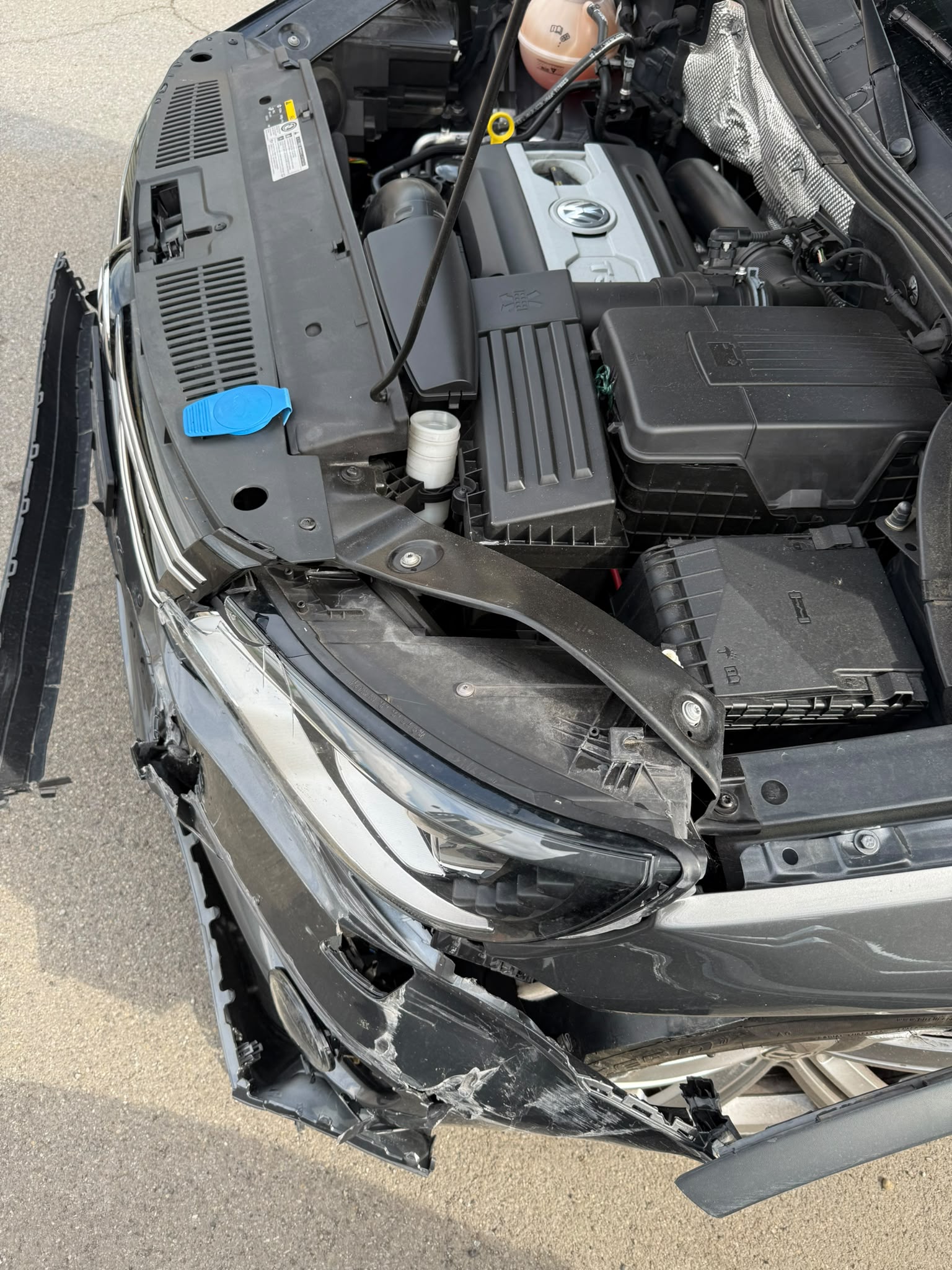VW Tiguan 2.0 TSI R-Line Design 4Motion DSG — slika 7