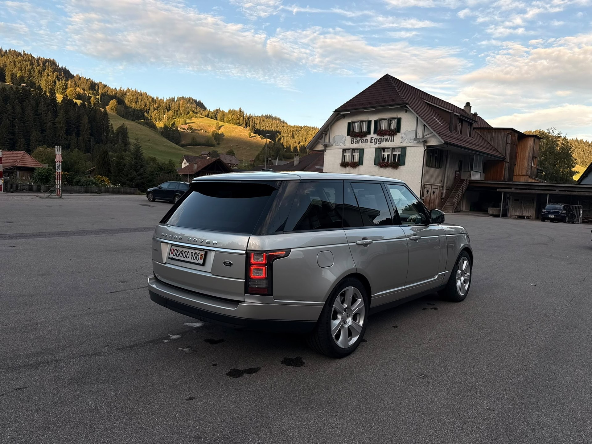 LAND ROVER Range Rover 3.0 SDV6 Hybrid Vogue Automatic-image-3