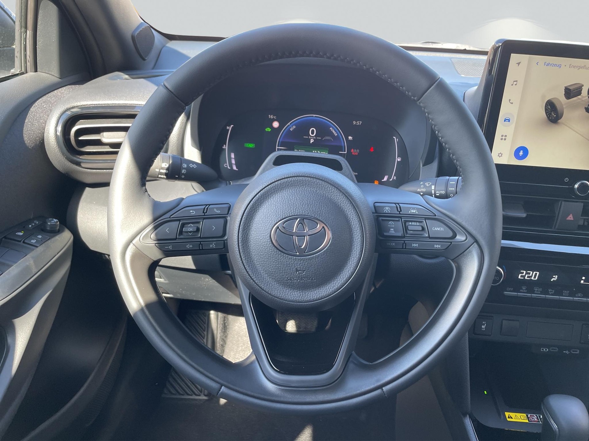 TOYOTA Yaris Cross 1.5 VVT-i HSD Trend-image-10