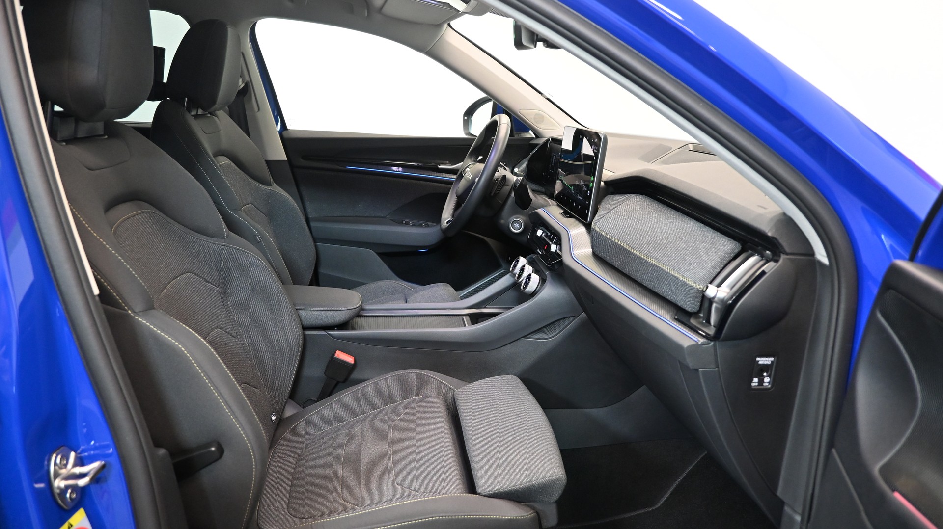 SKODA Kodiaq 1.5 TSI mHEV Selection FACELIFTING 7-PLÄTZER-image-3