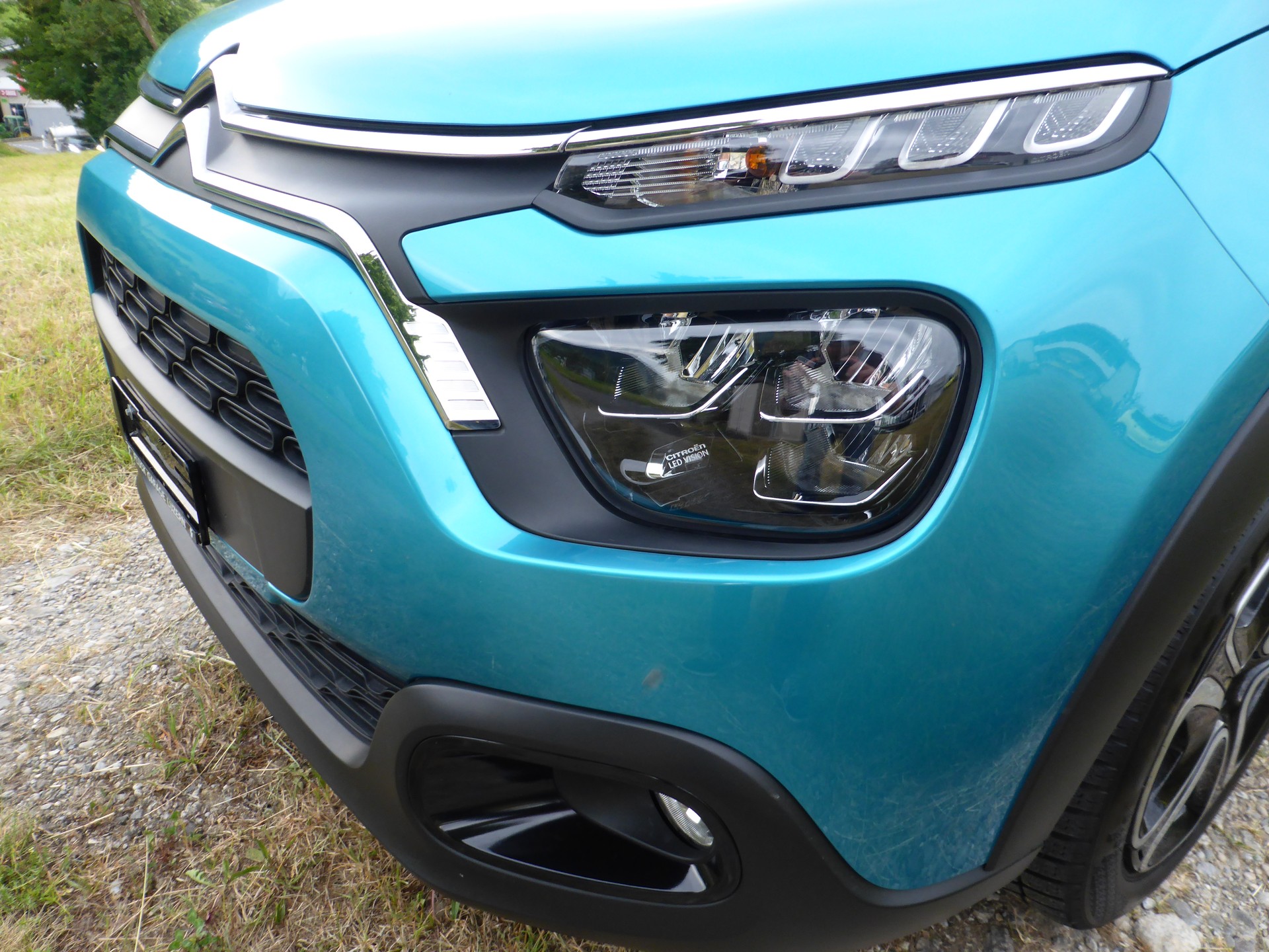 CITROEN C3 1.2i PureTech Swiss Edition-image-6