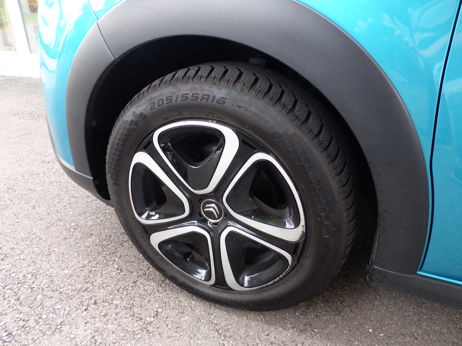 CITROEN C3 1.2i PureTech Swiss Edition-image-7