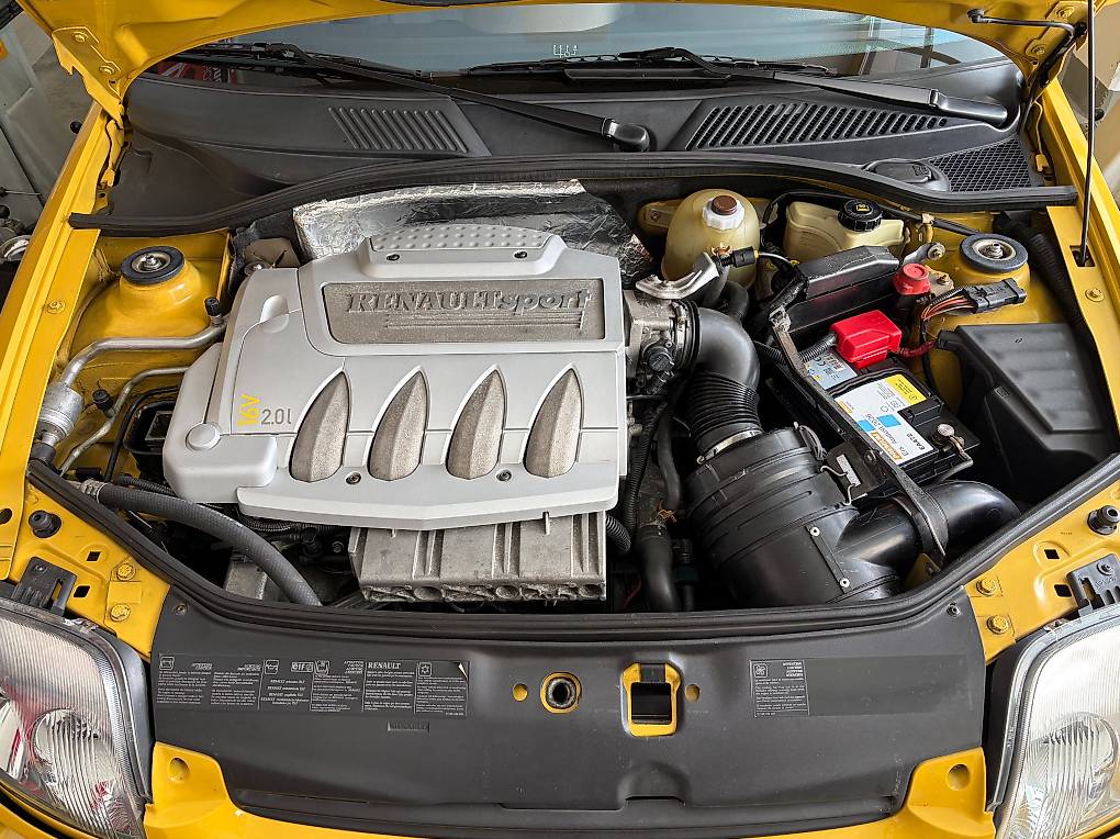 RENAULT CLIO-image-4