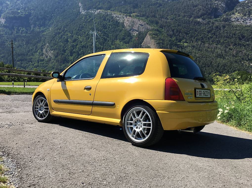 RENAULT CLIO-image-2