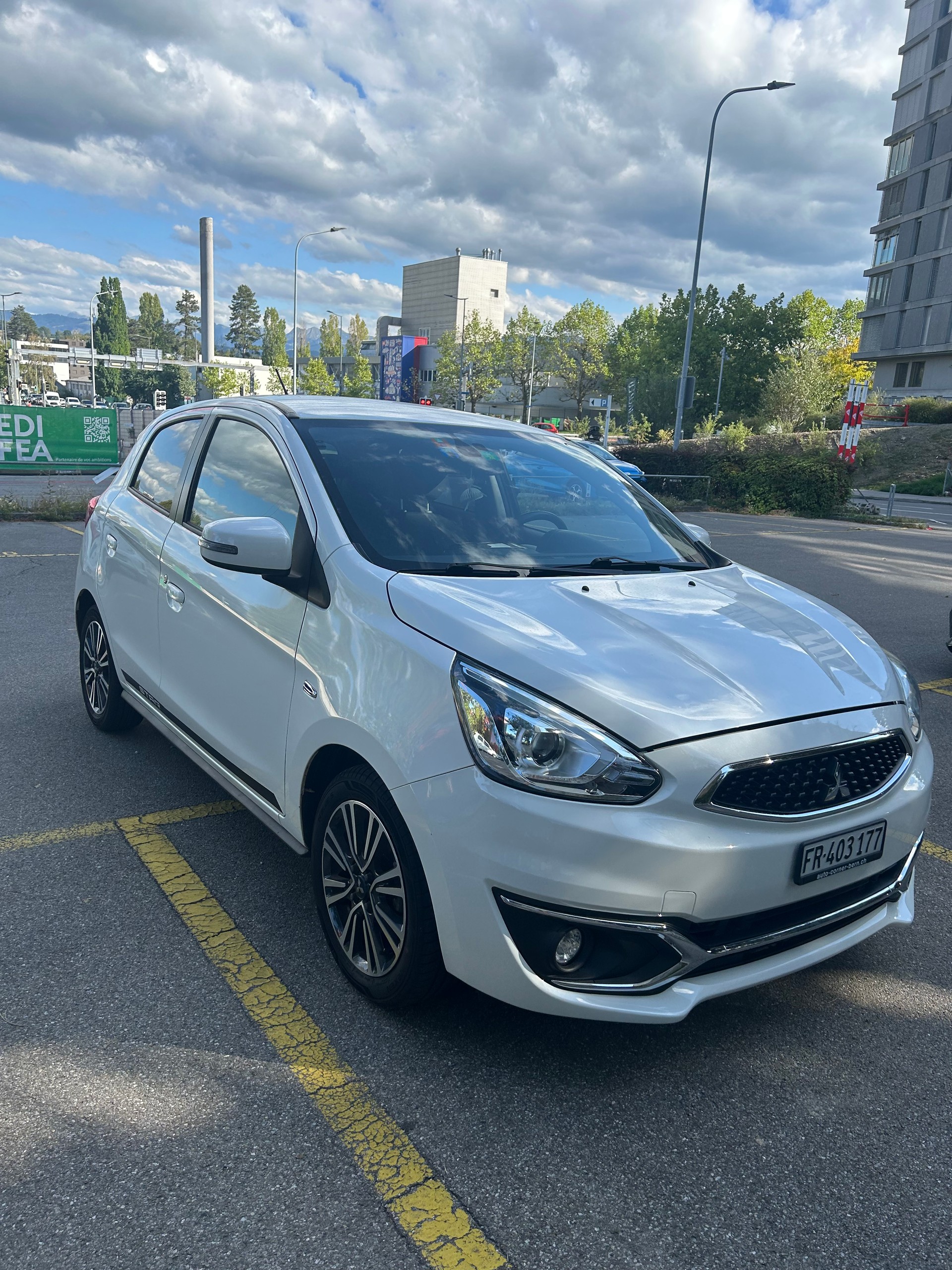 MITSUBISHI 1.2 MIVEC Style Anniversary-image-2