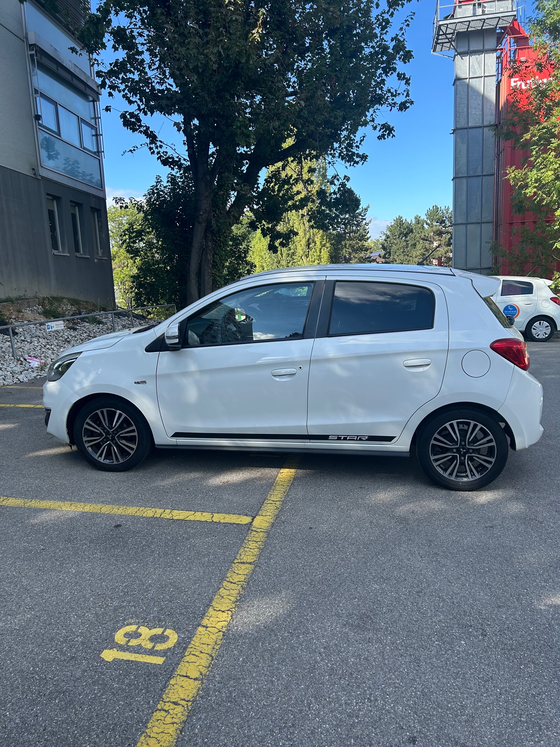 MITSUBISHI 1.2 MIVEC Style Anniversary-image-3
