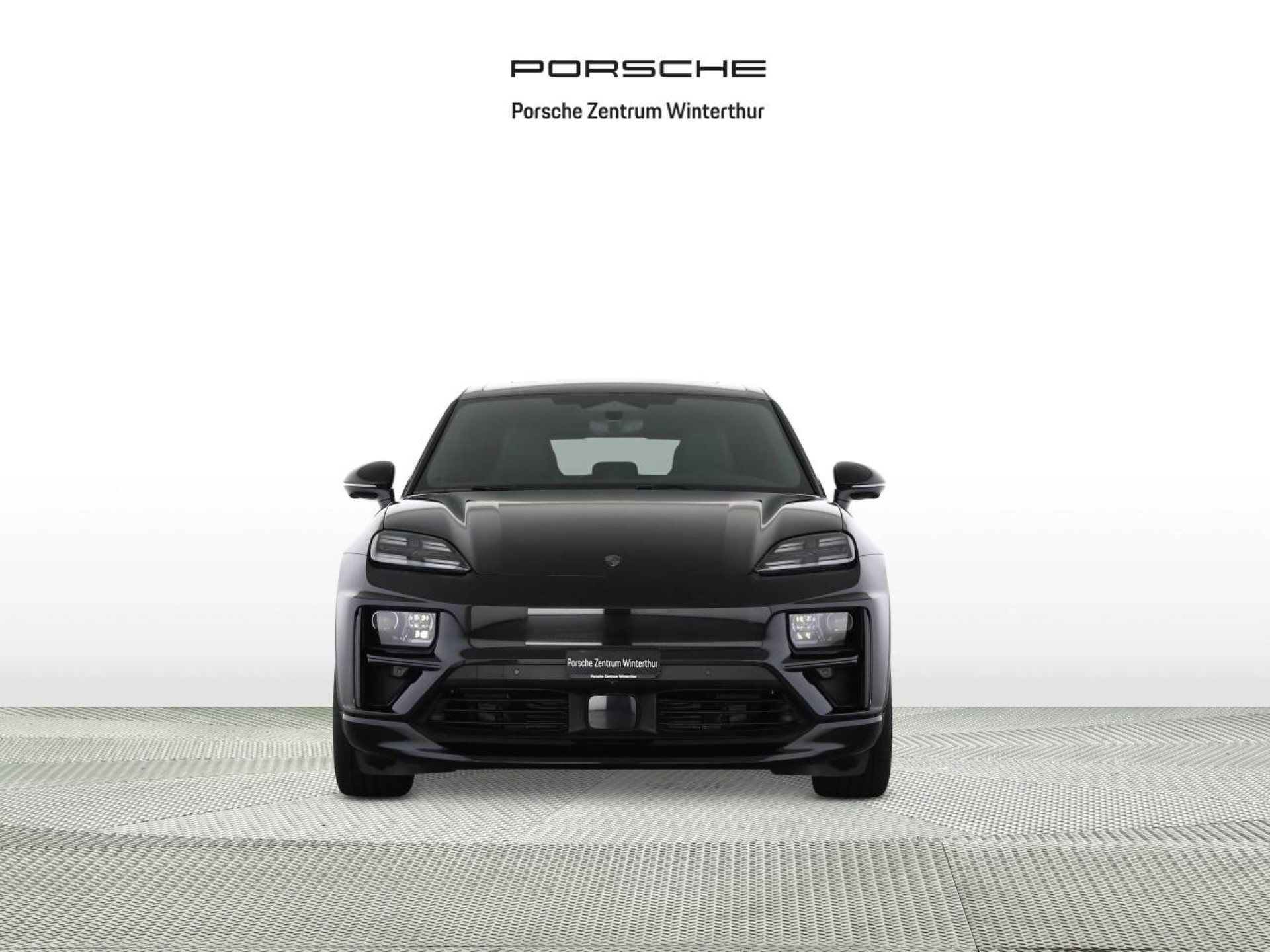 PORSCHE Macan Turbo-image-6