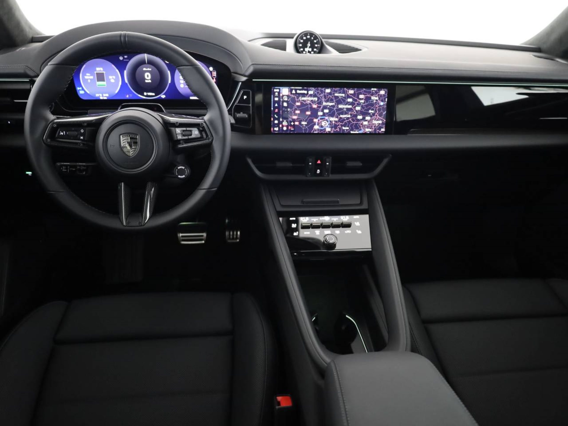 PORSCHE Macan Turbo-image-9