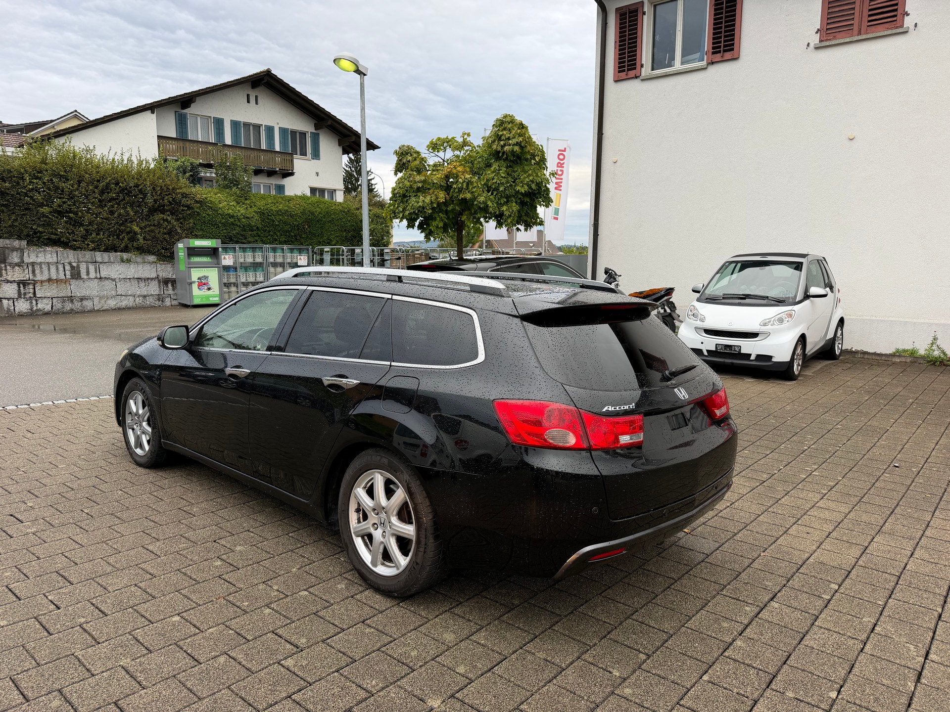 HONDA Accord Tourer 2.2 i-CTDi Executive Advanced Safety Edition-image-1