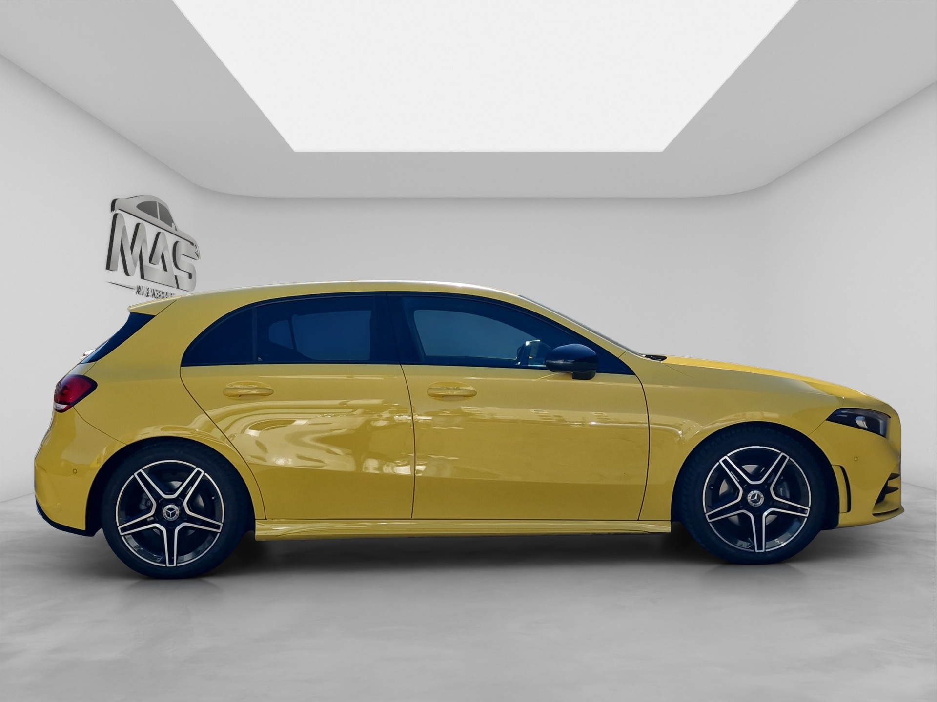 MERCEDES-BENZ A 180 Night Star AMG Line 7G-DCT-image-6